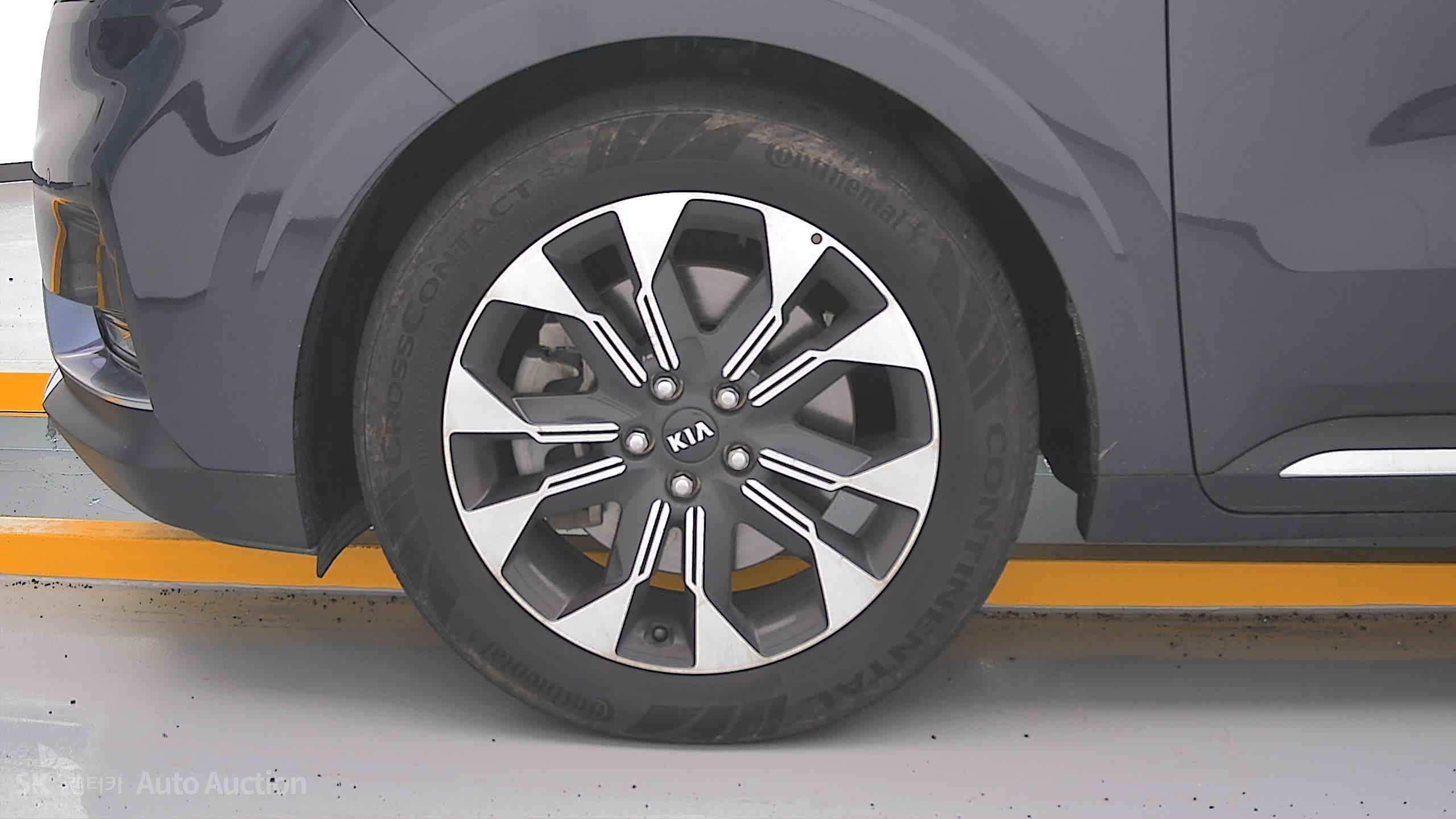 2021 - kia carnival
