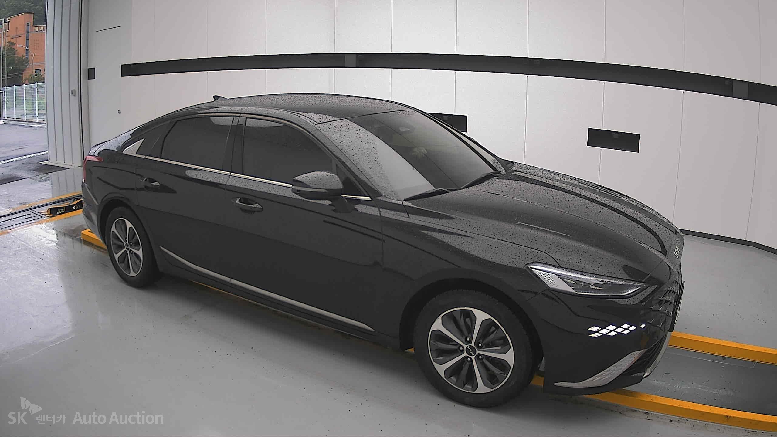 2023 - kia k8