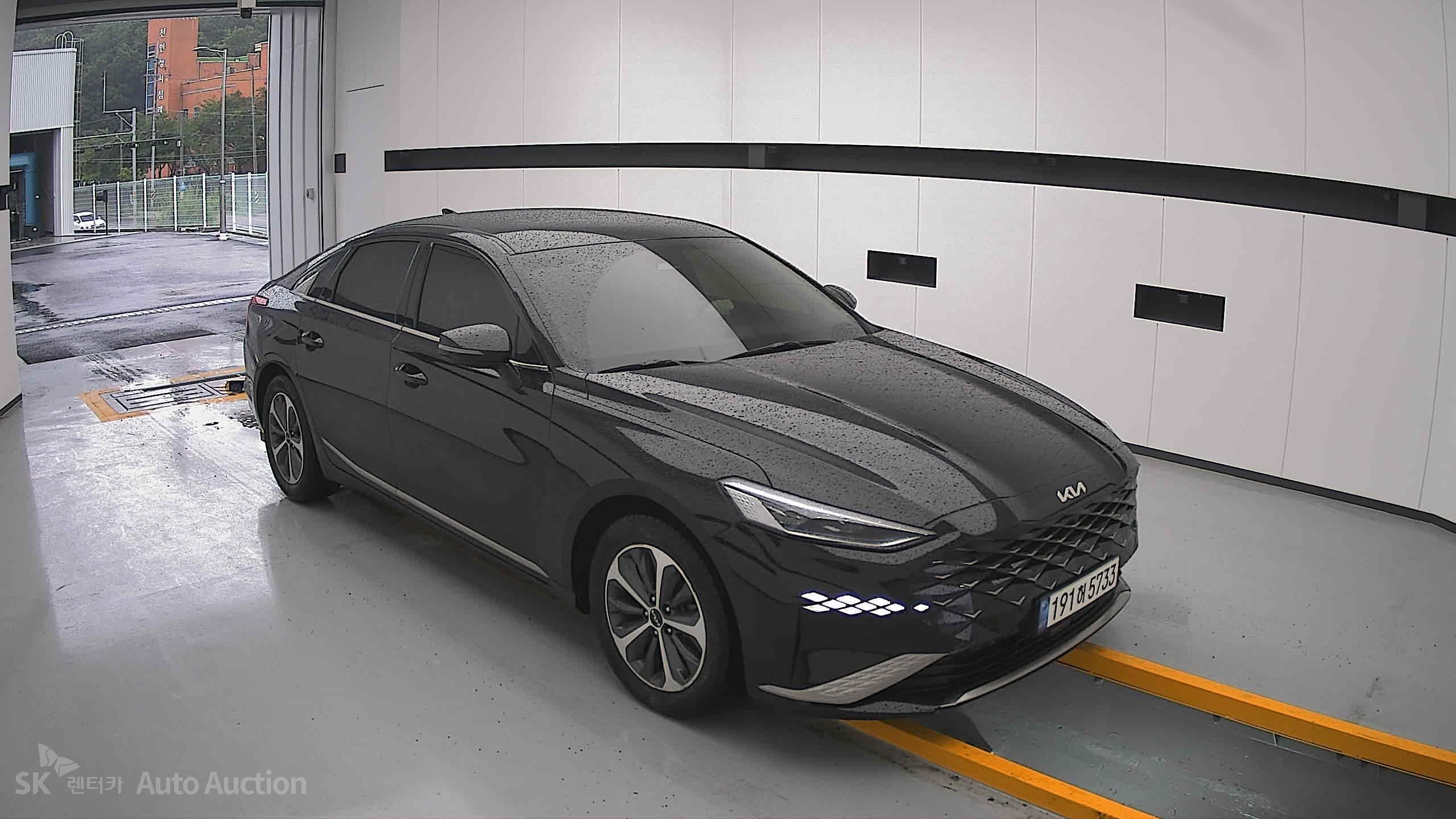 2023 - kia k8