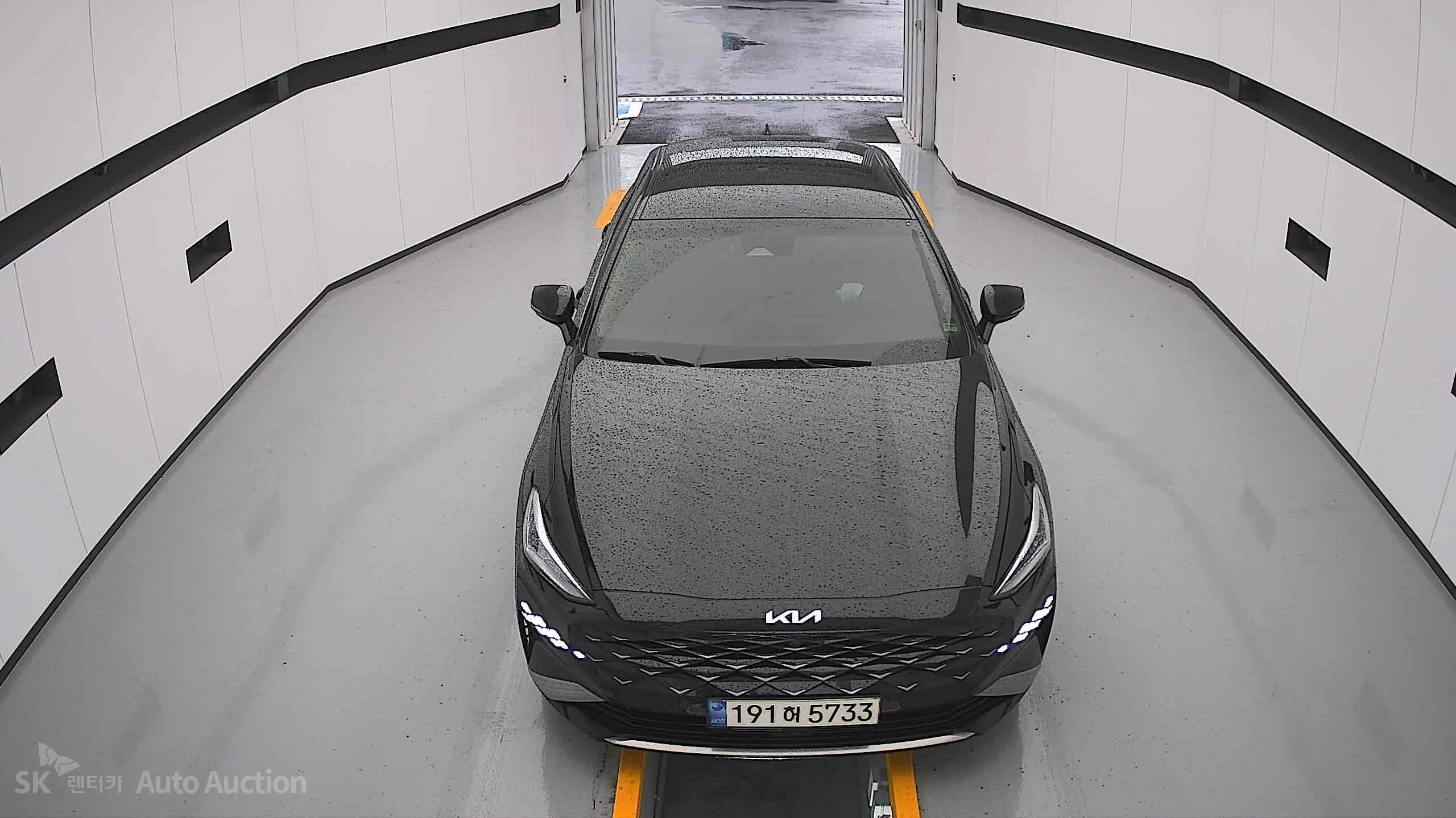 2023 - kia k8