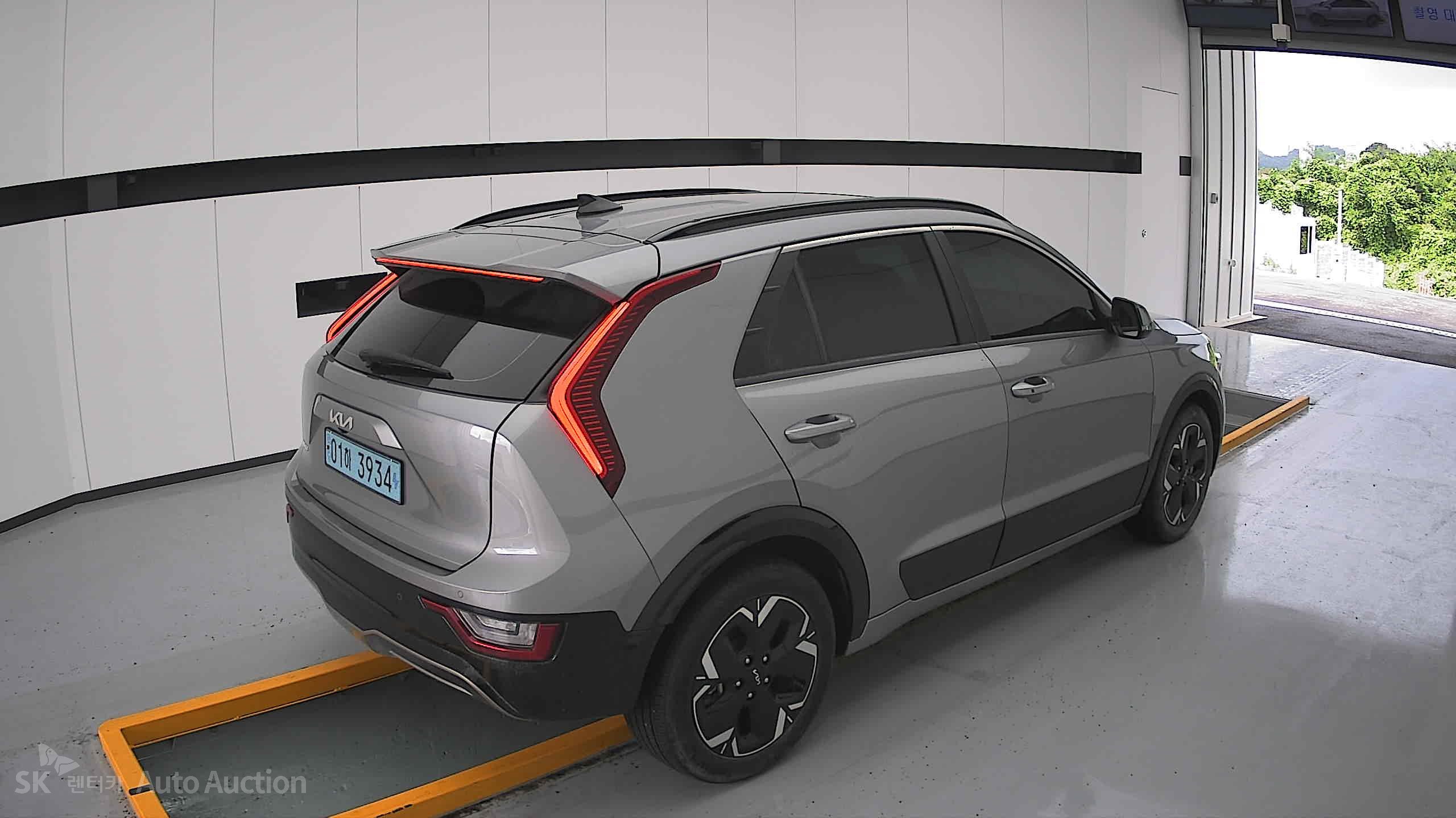 2023 - kia niro ev