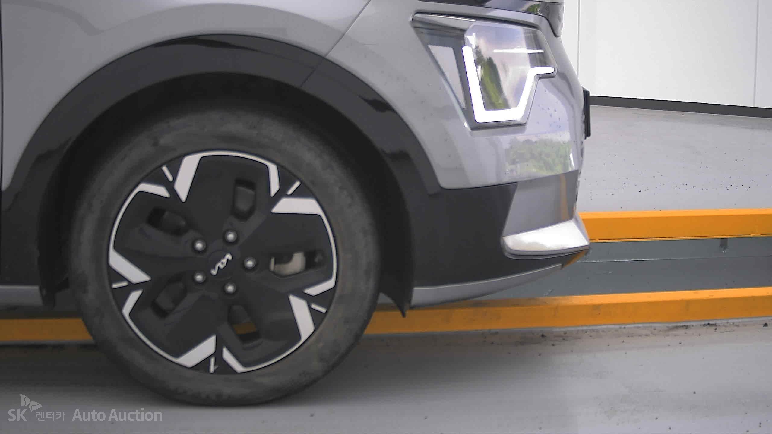 2023 - kia niro ev