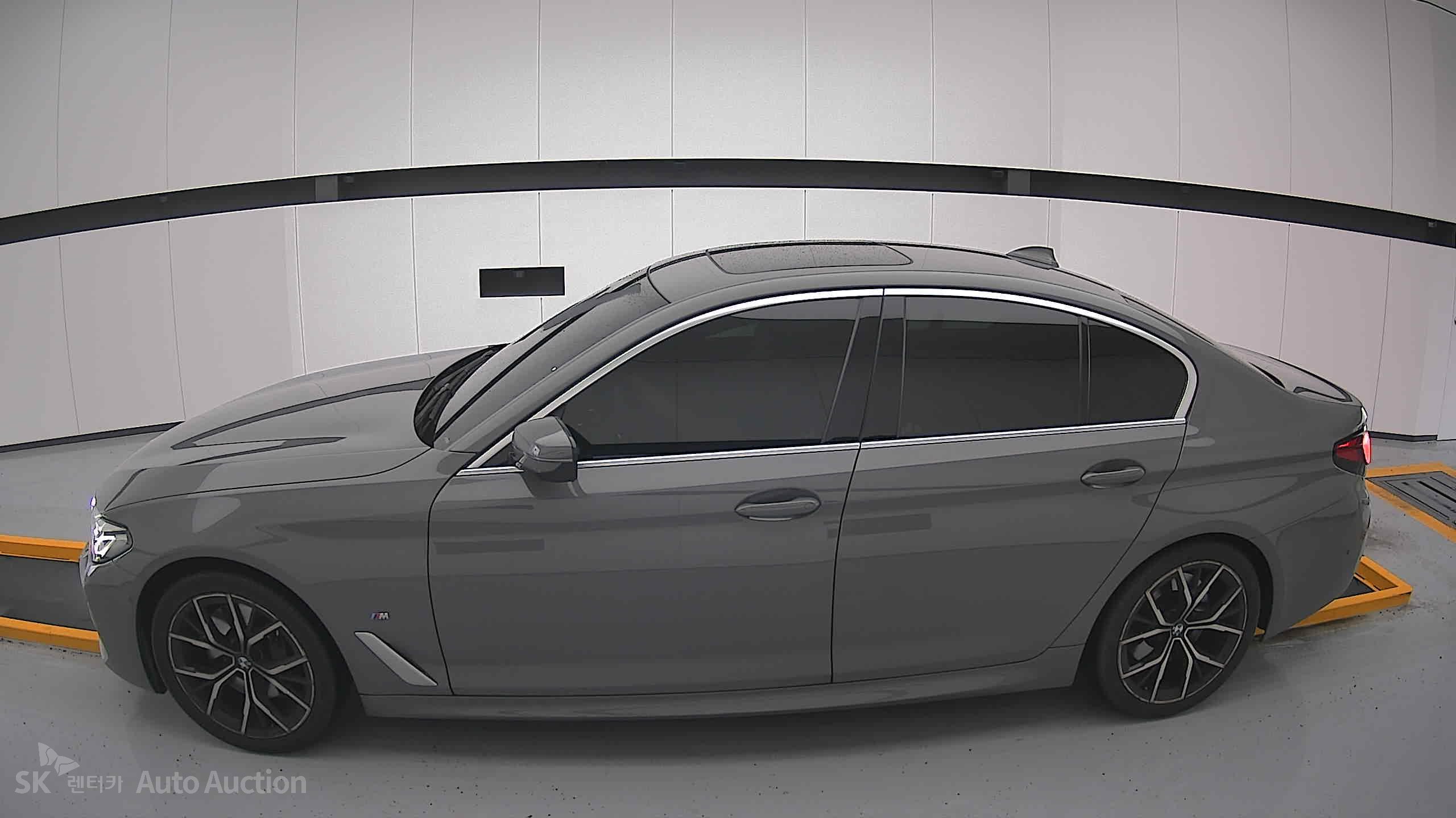2022 - bmw 5 series
