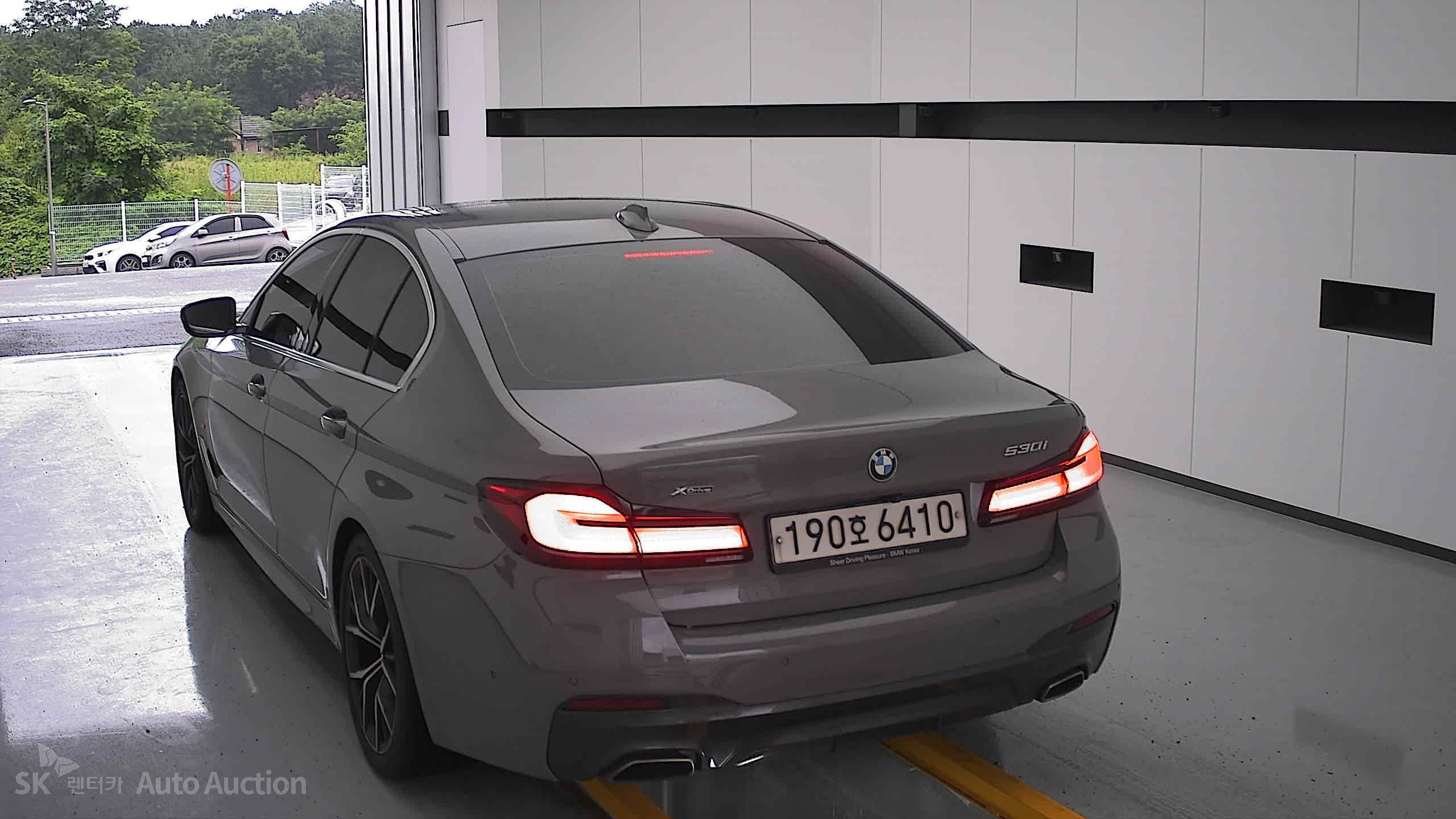 2022 - bmw 5 series