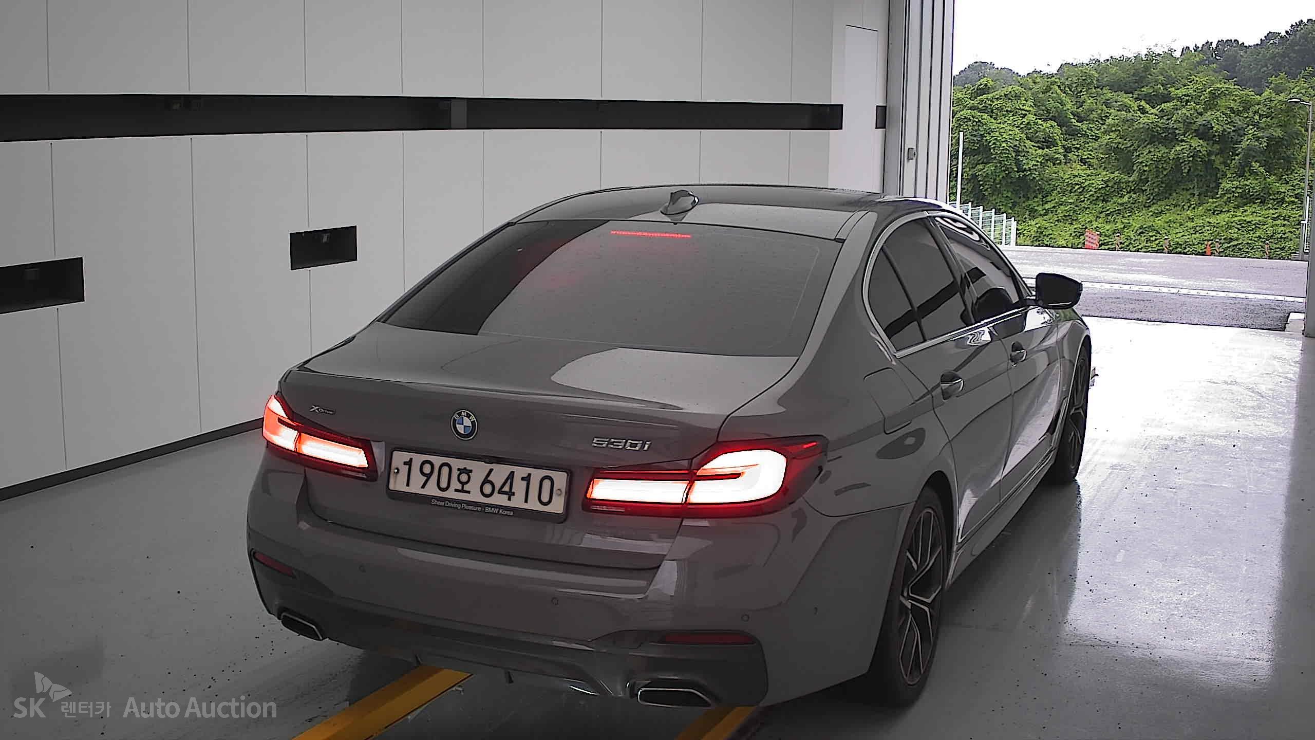 2022 - bmw 5 series