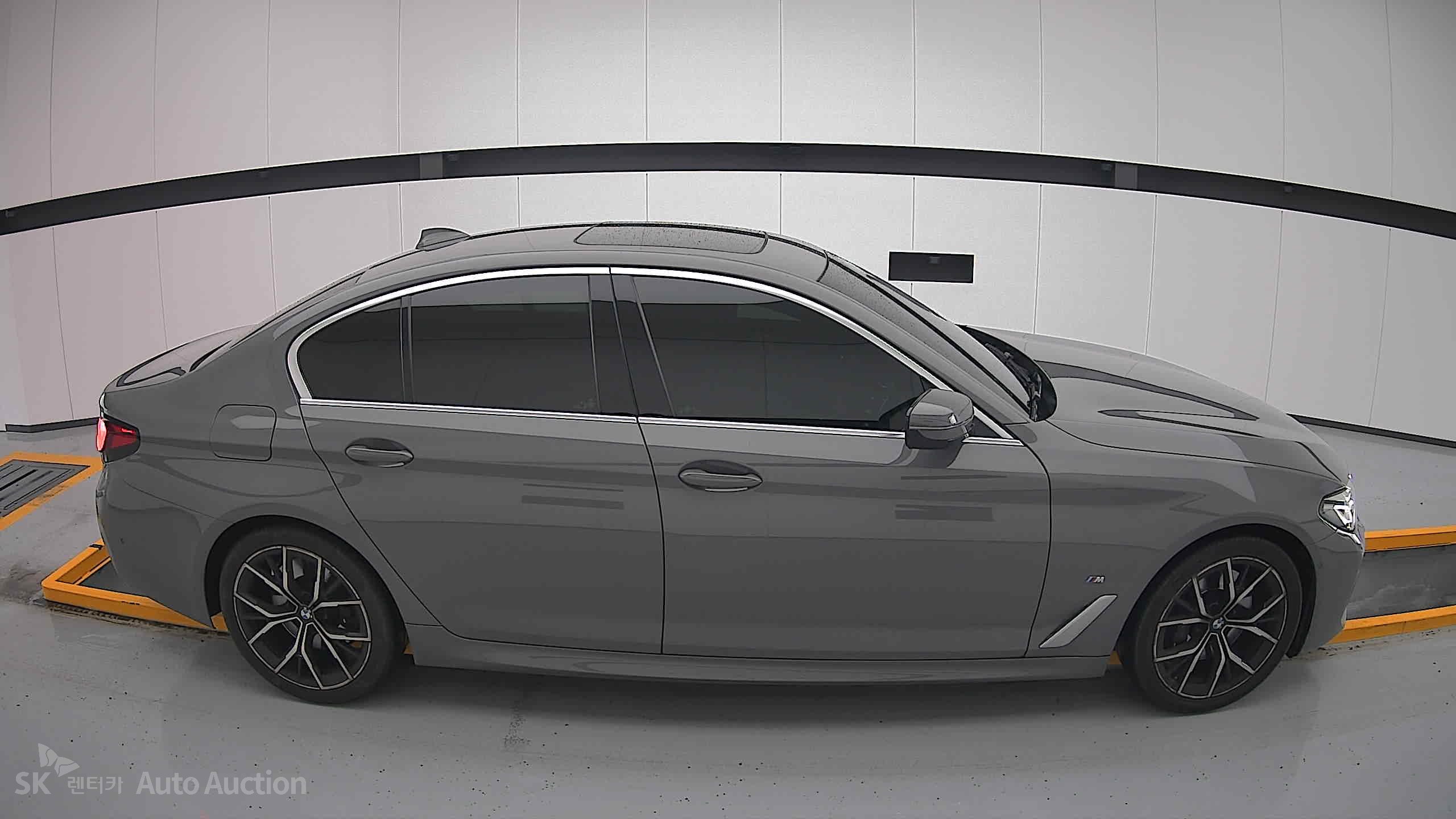 2022 - bmw 5 series