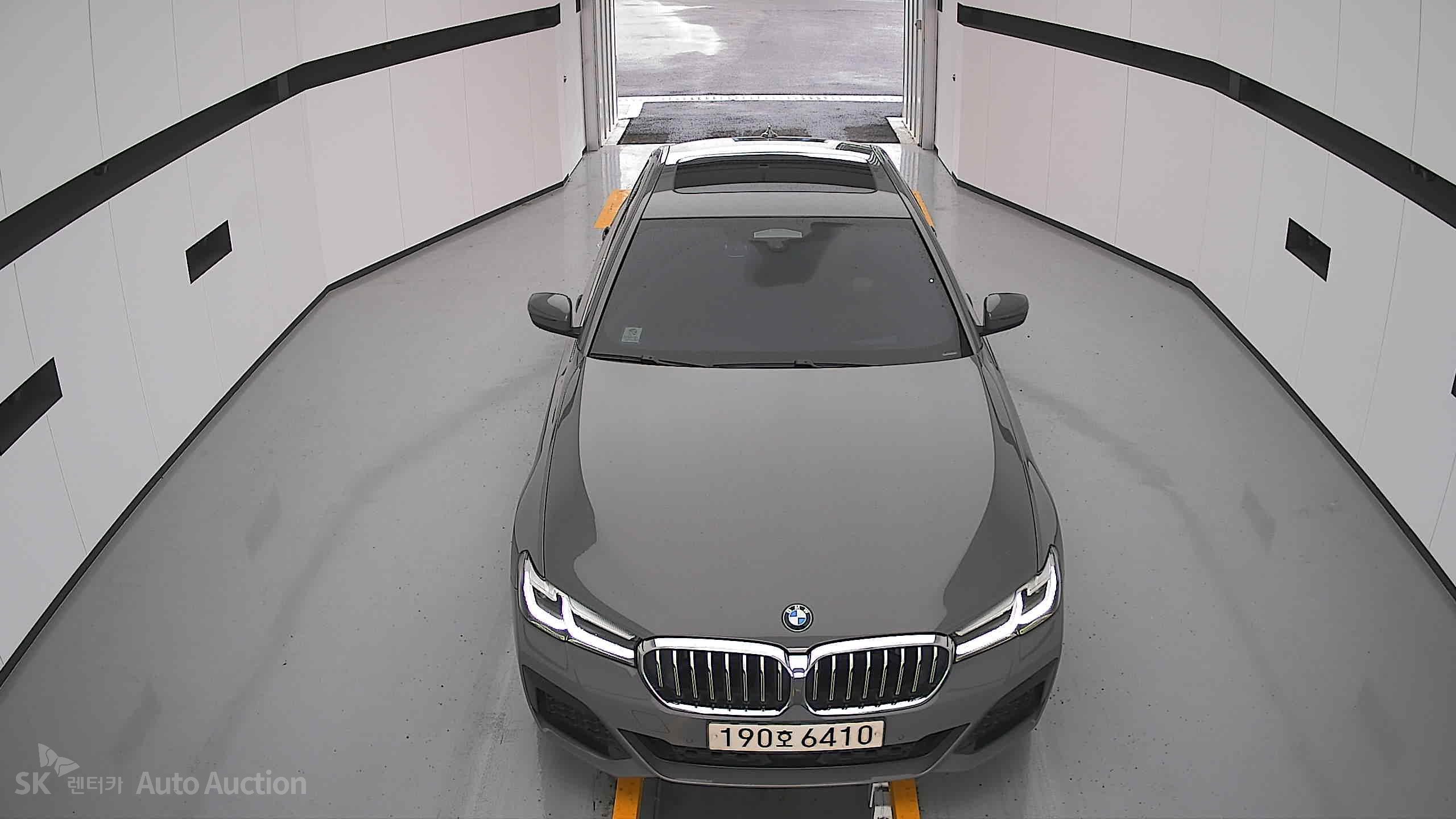2022 - bmw 5 series