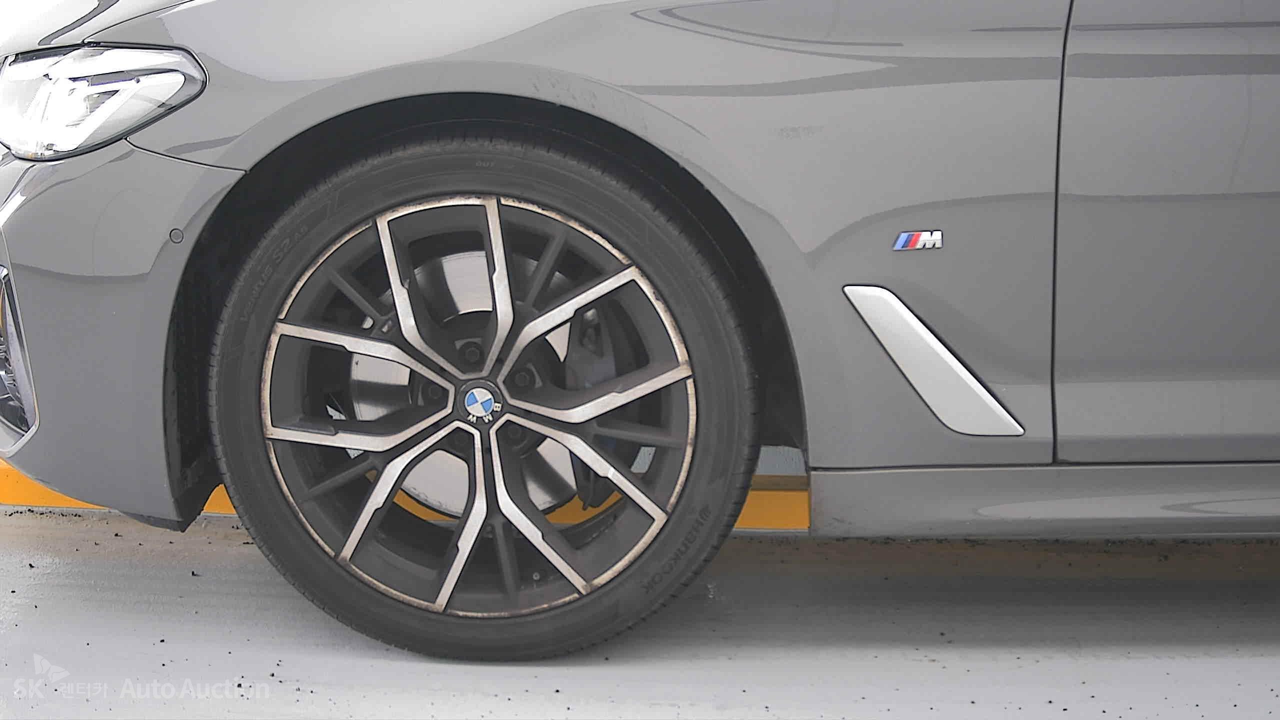 2022 - bmw 5 series