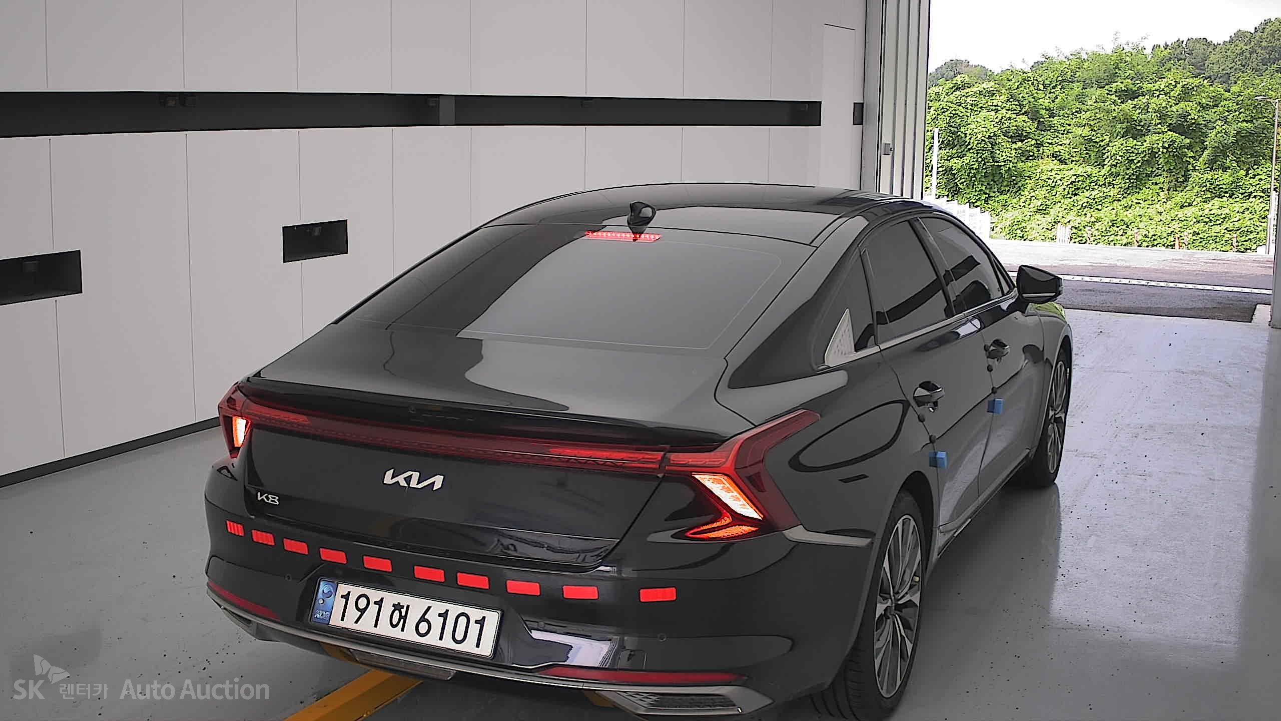 2023 - kia k8