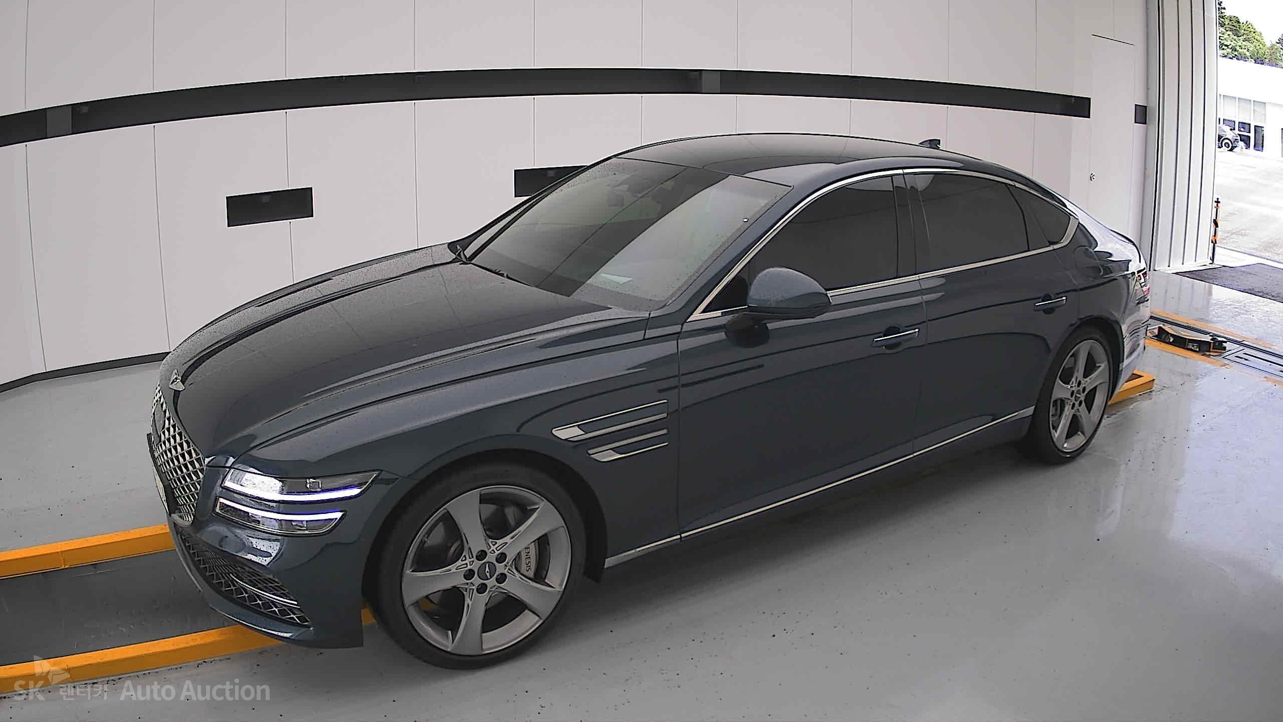 2022 - genesis g80