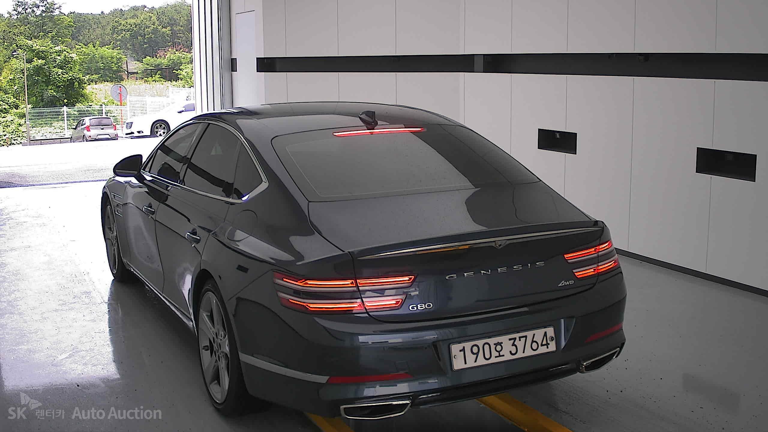 2022 - genesis g80