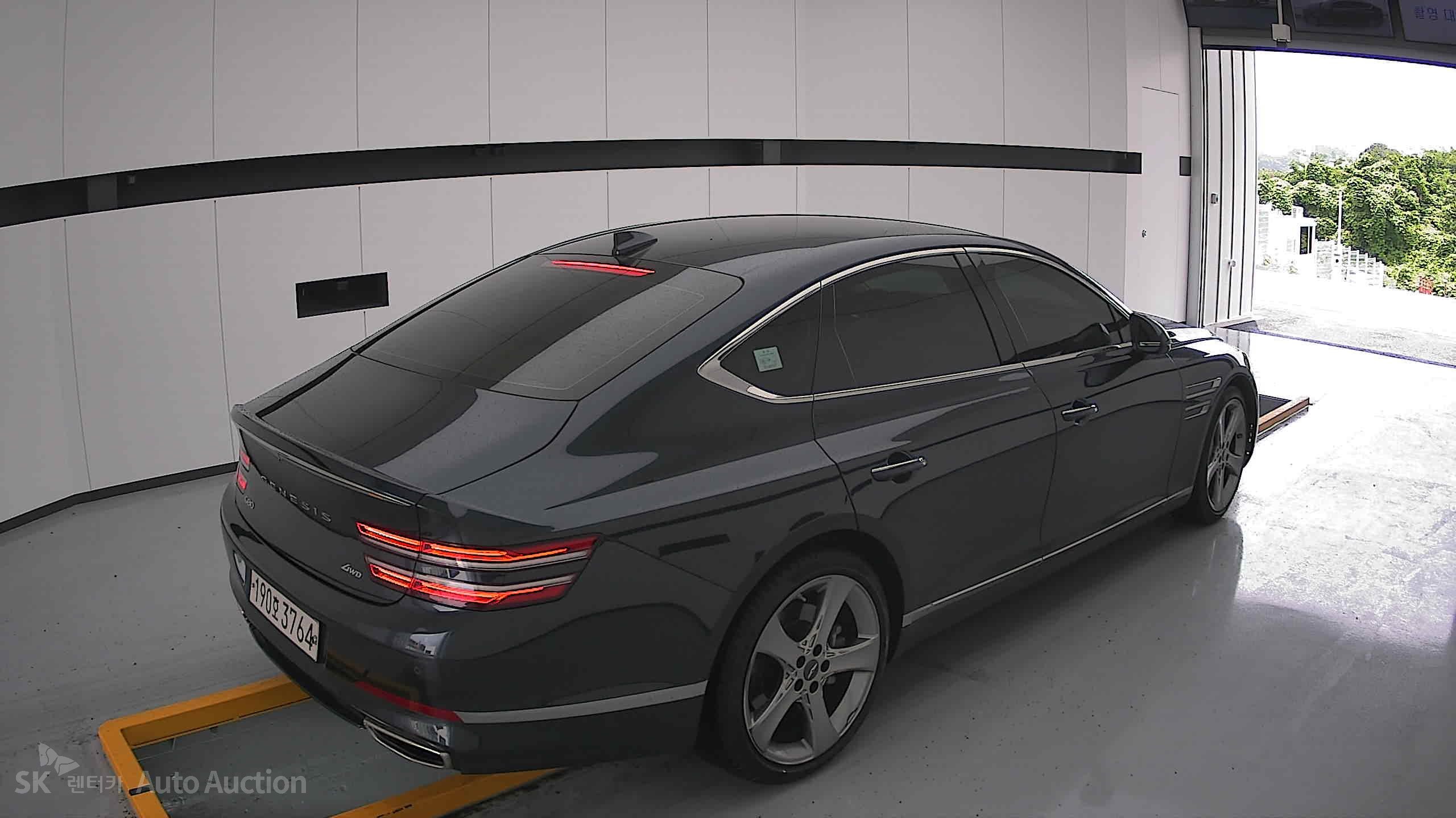 2022 - genesis g80