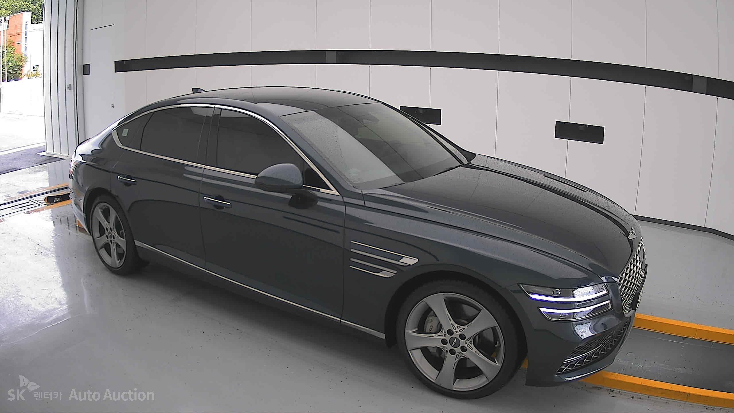 2022 - genesis g80