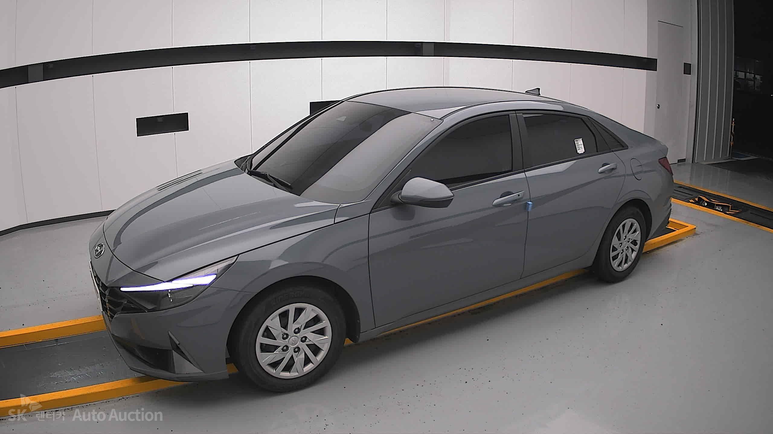 2021 - hyundai avante