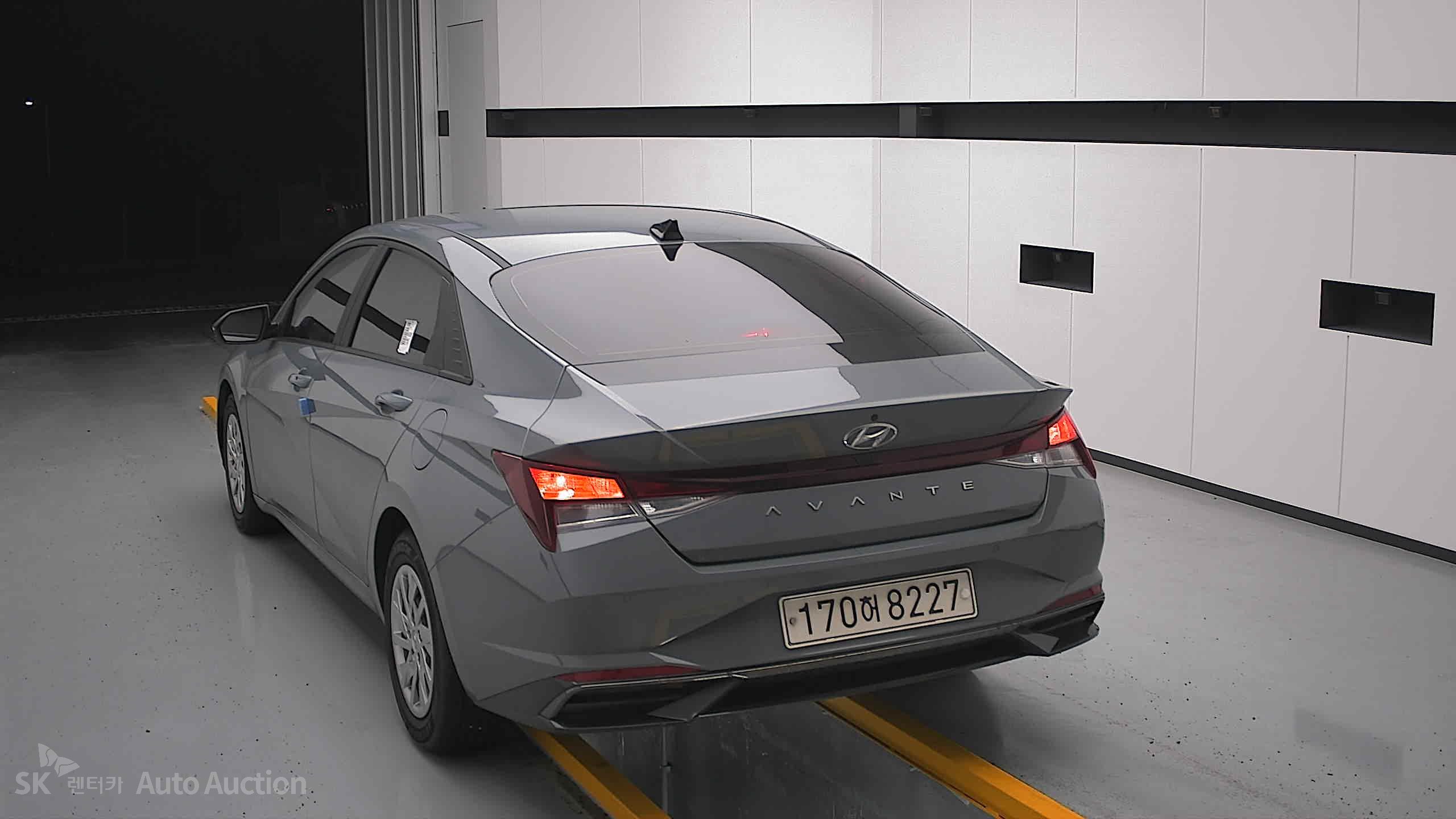 2021 - hyundai avante