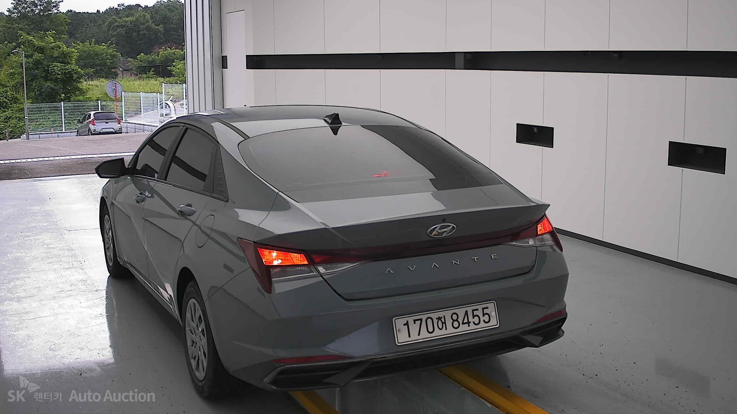 2021 - hyundai avante