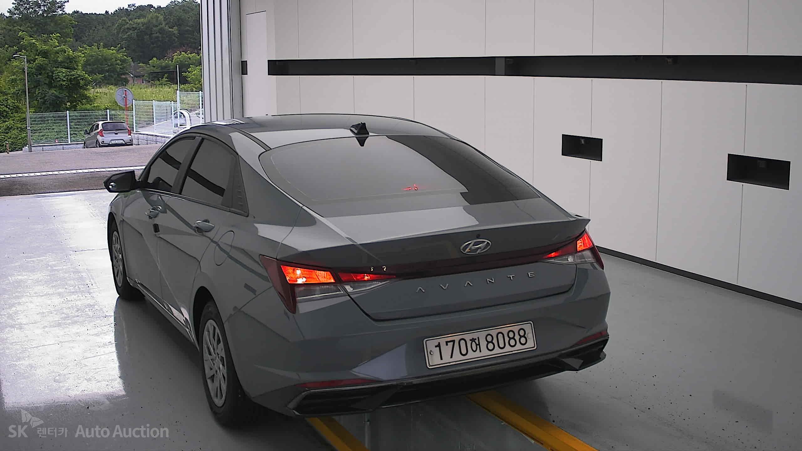 2021 - hyundai avante