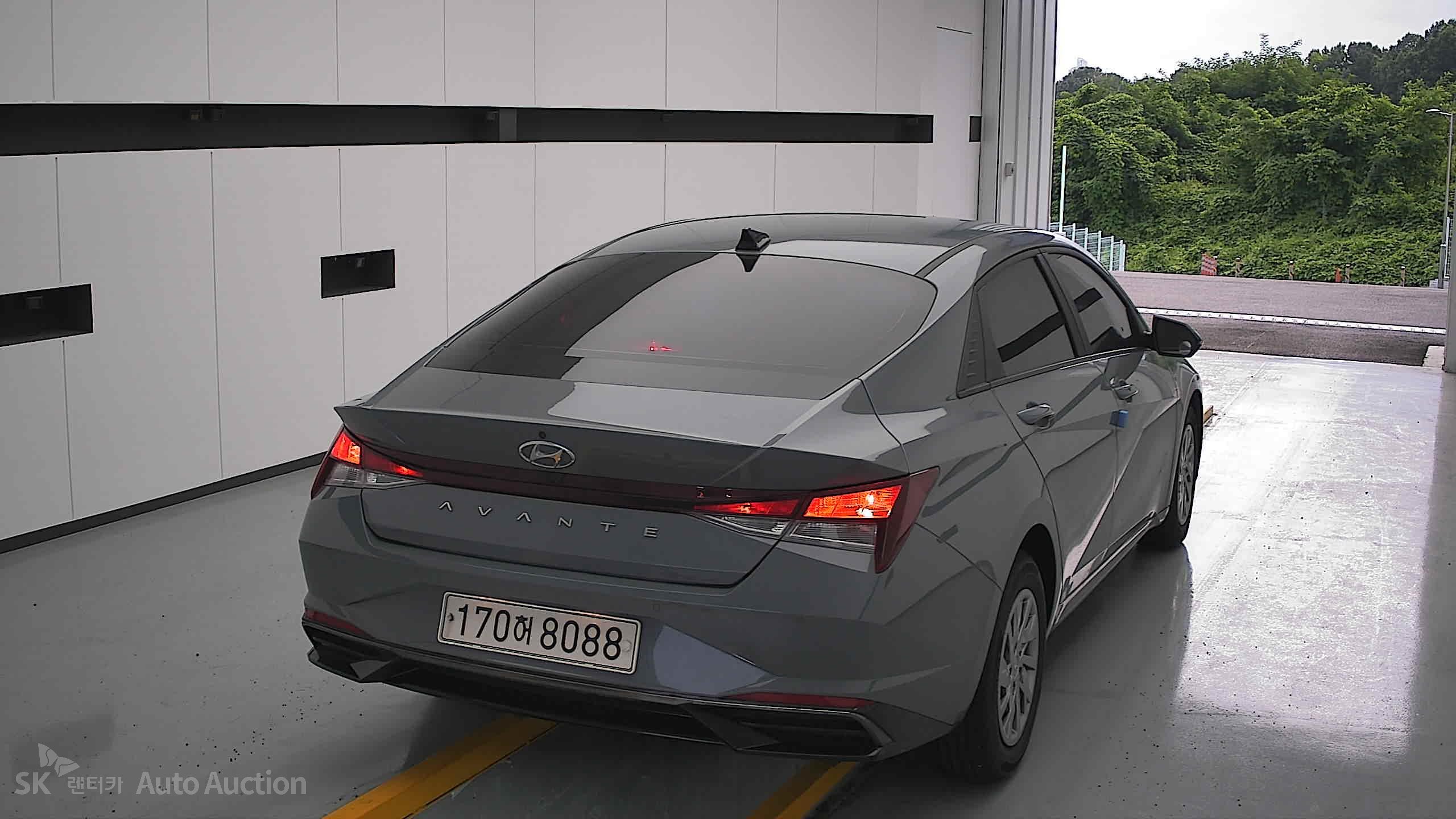 2021 - hyundai avante