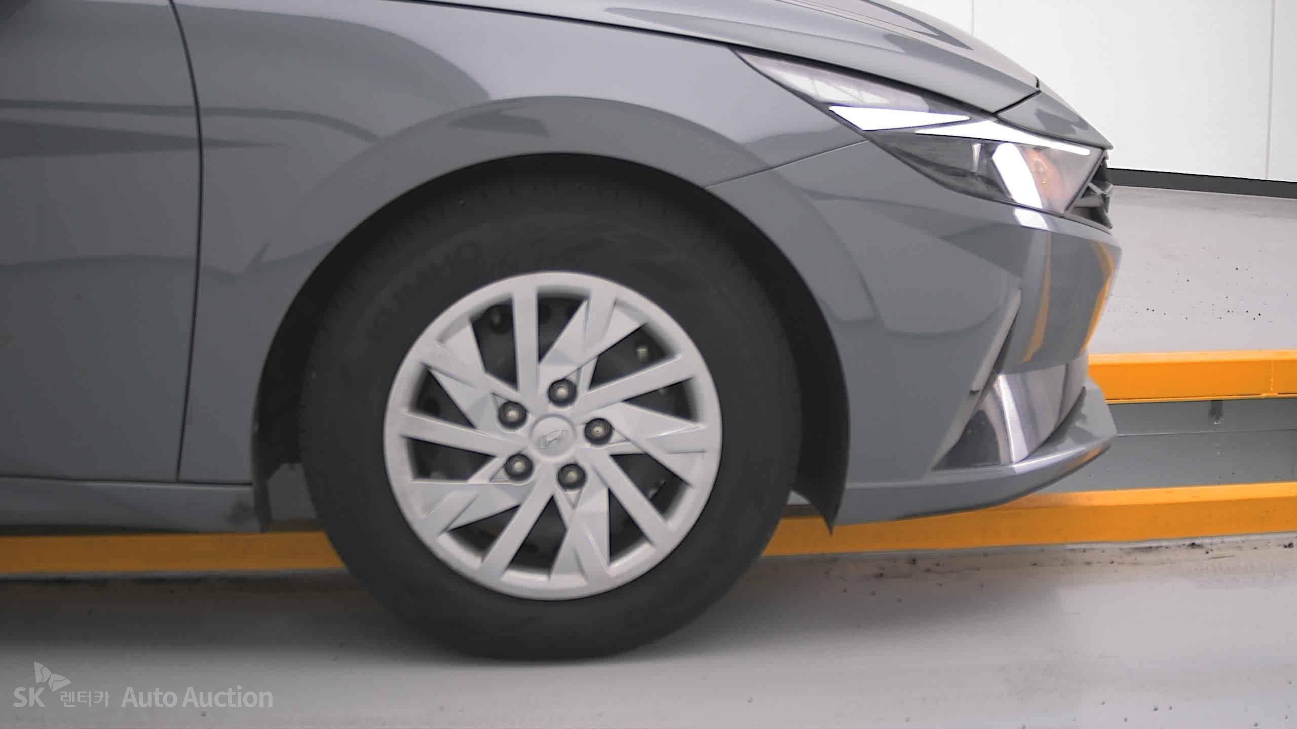 2021 - hyundai avante