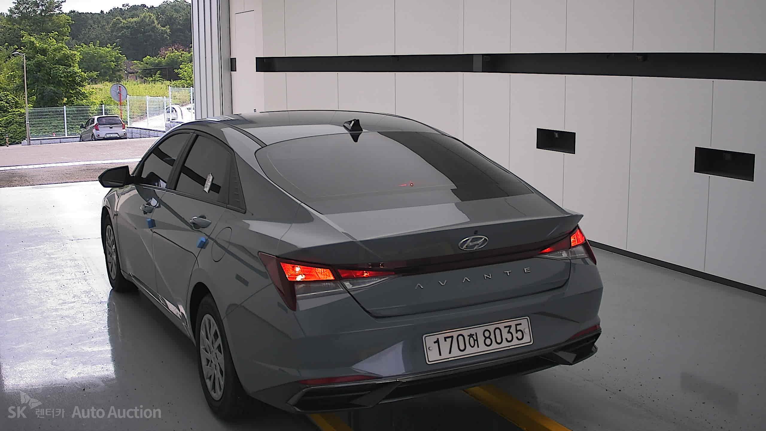 2021 - hyundai avante