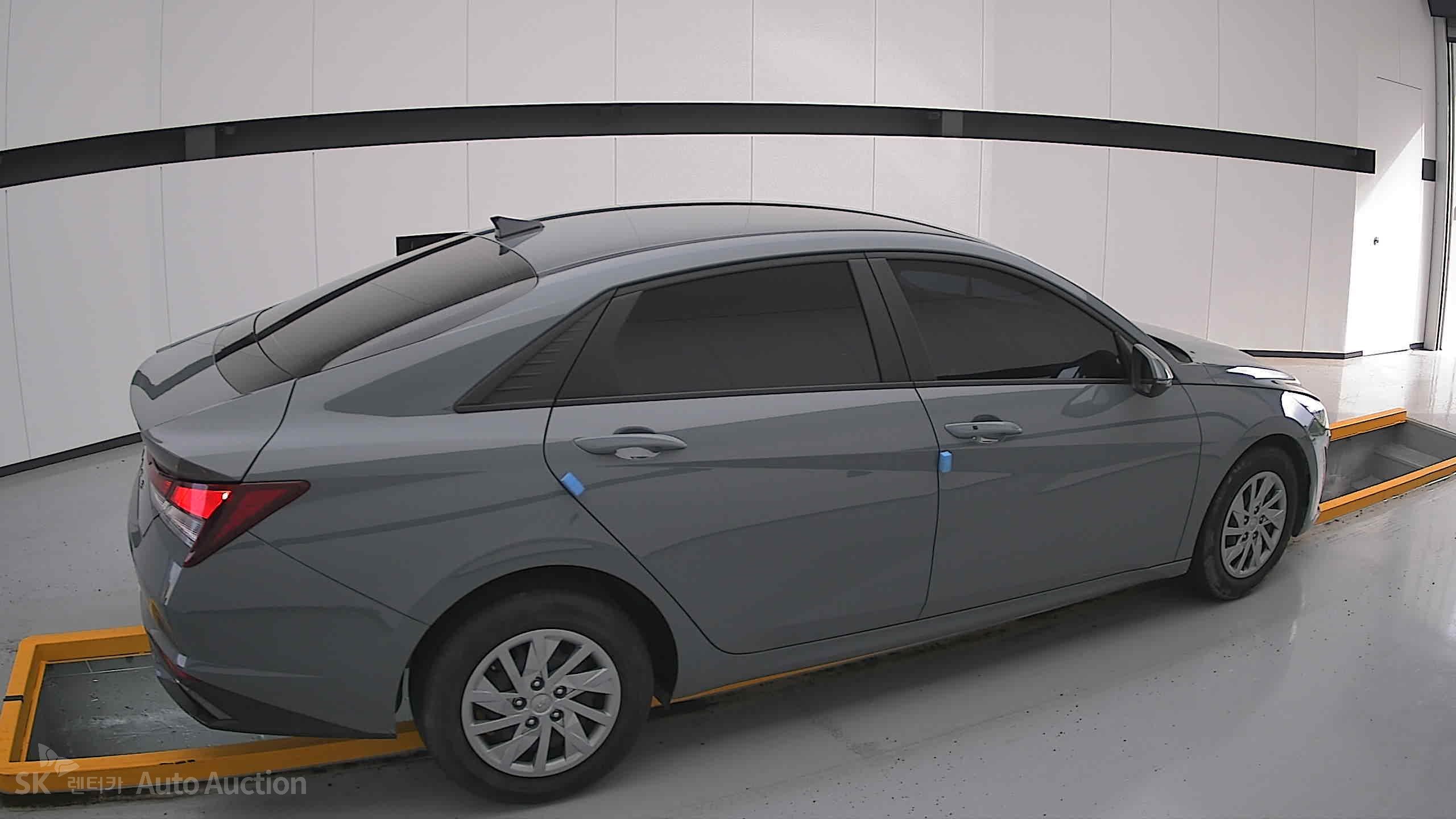 2021 - hyundai avante