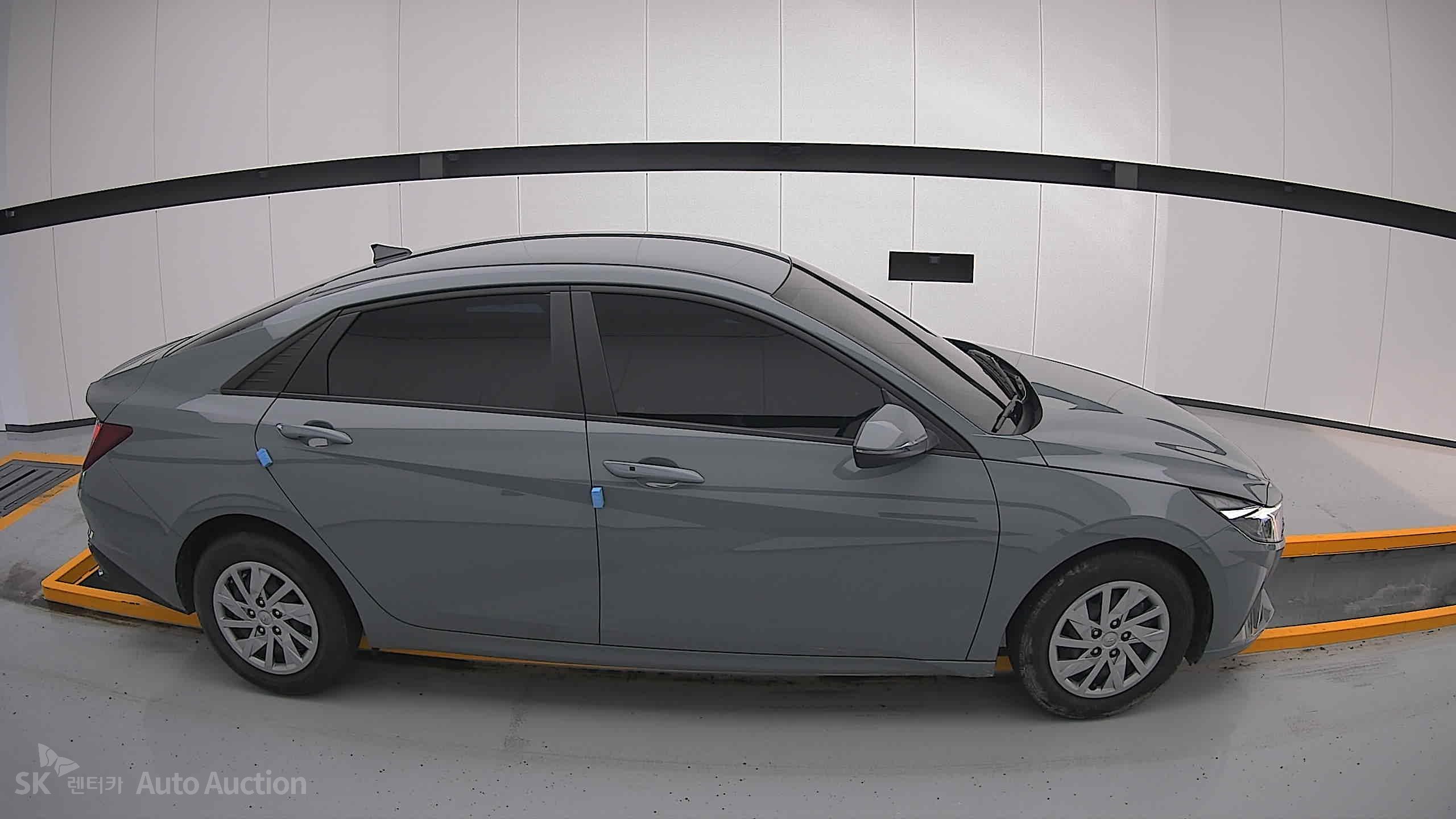 2021 - hyundai avante