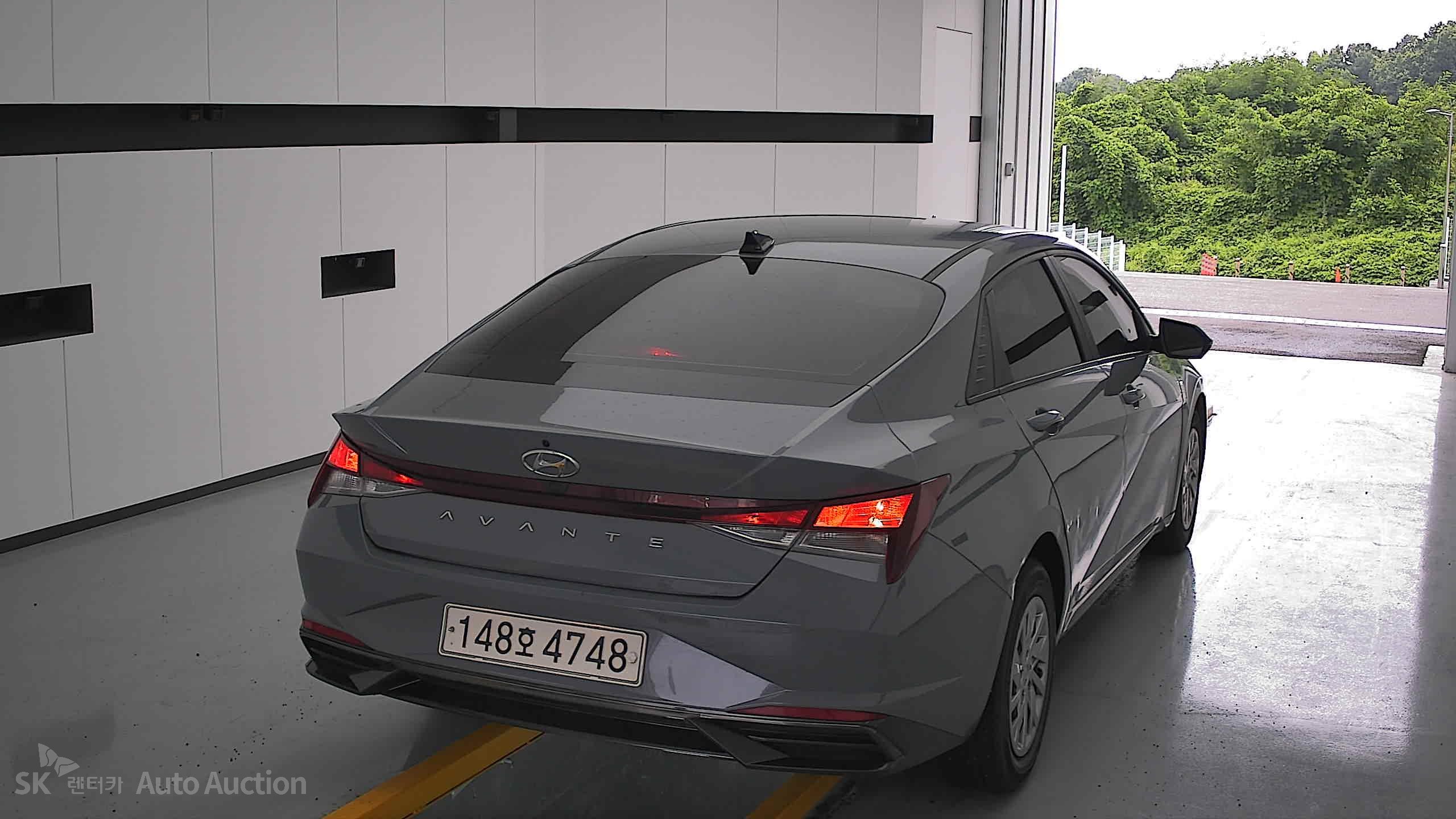 2021 - hyundai avante