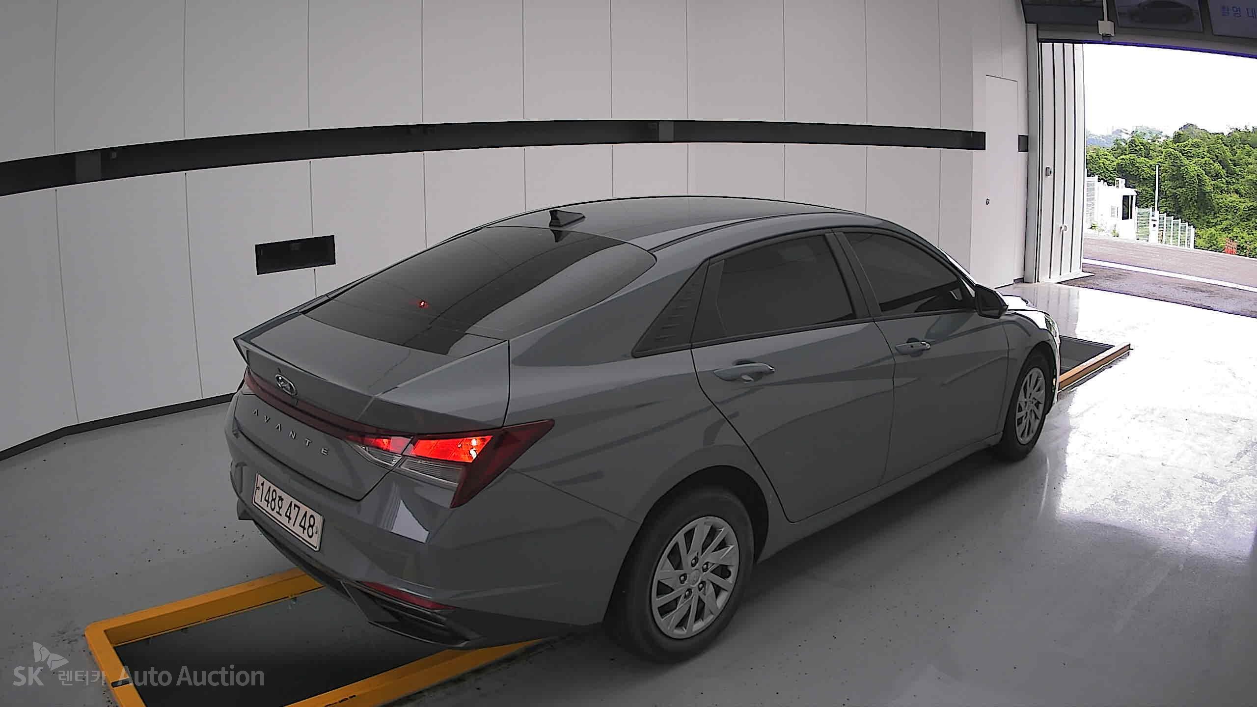 2021 - hyundai avante