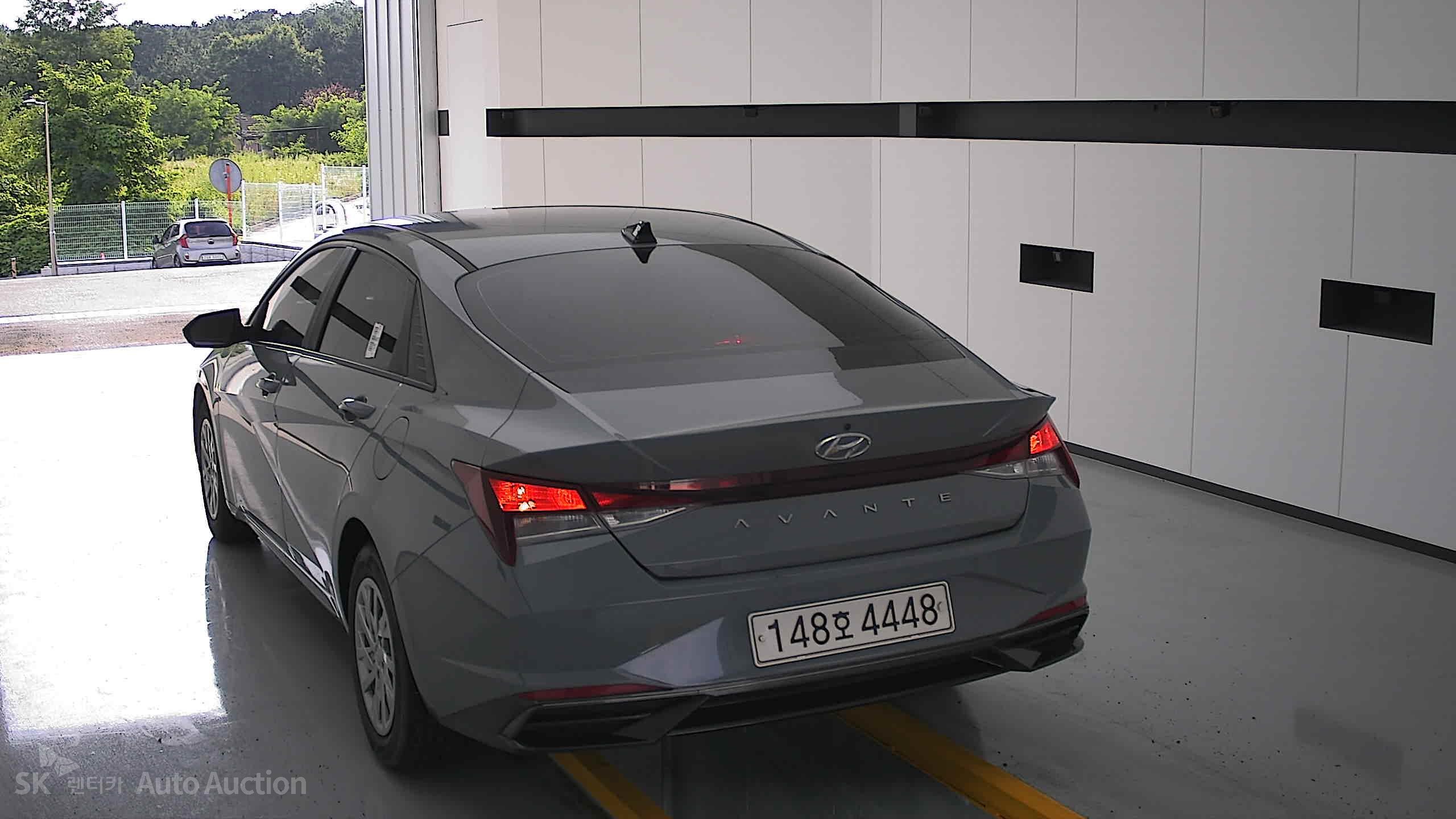 2021 - hyundai avante
