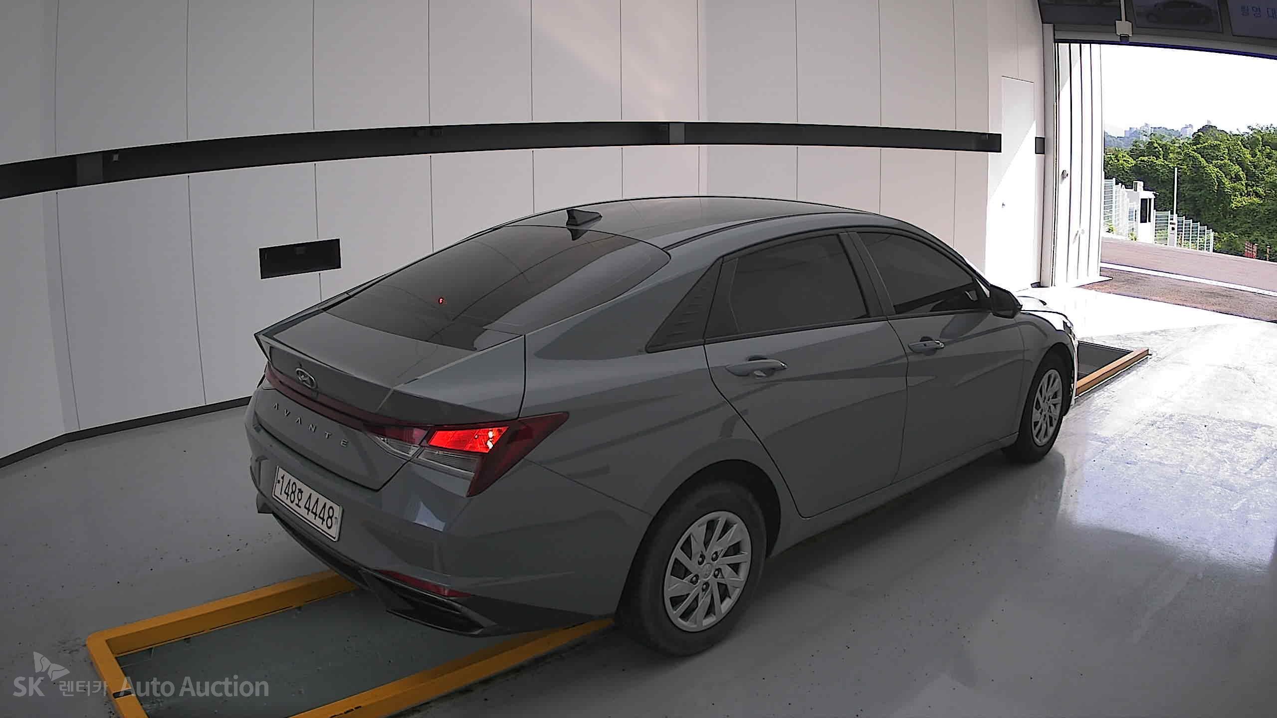 2021 - hyundai avante