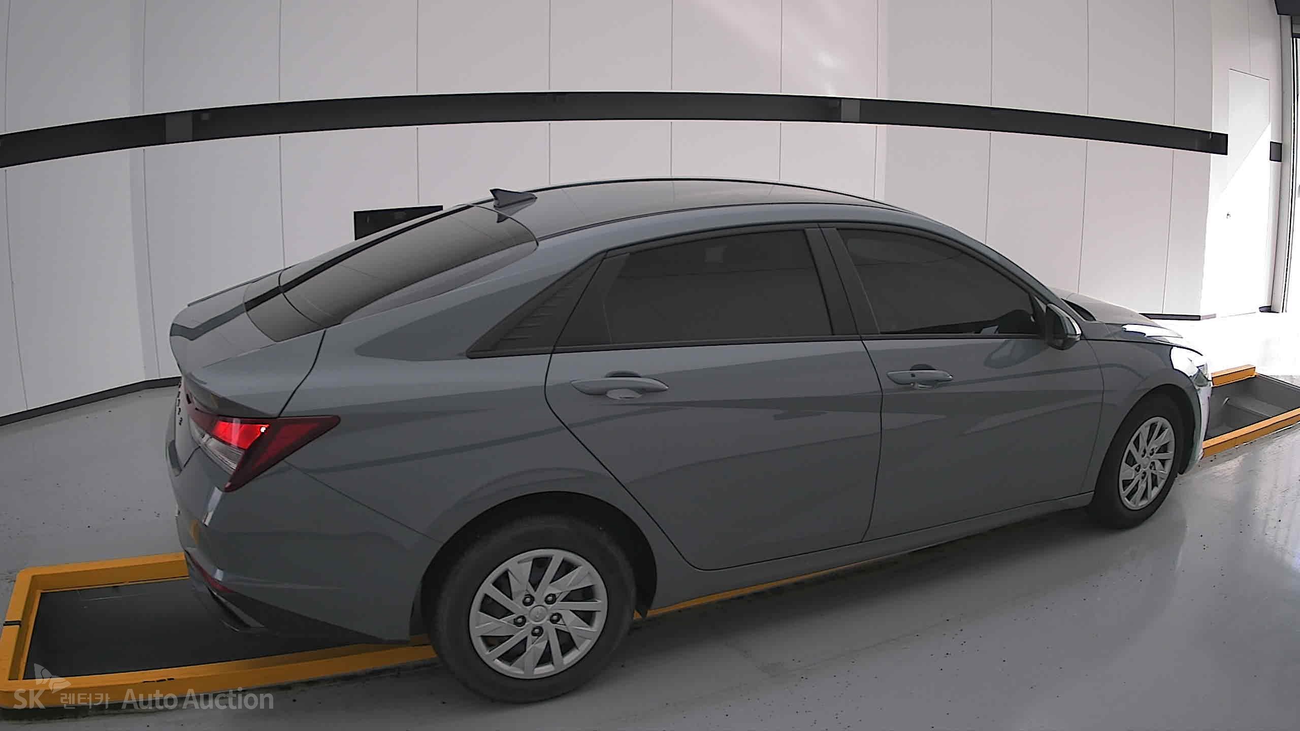 2021 - hyundai avante