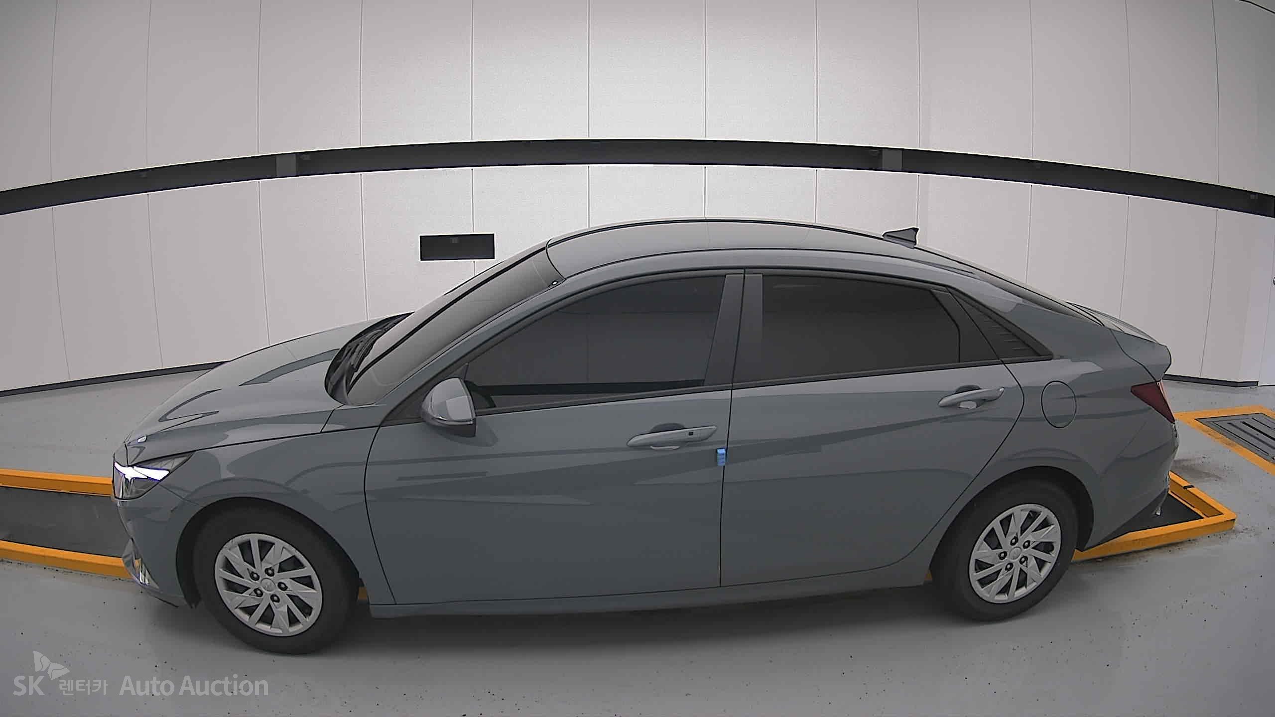 2021 - hyundai avante