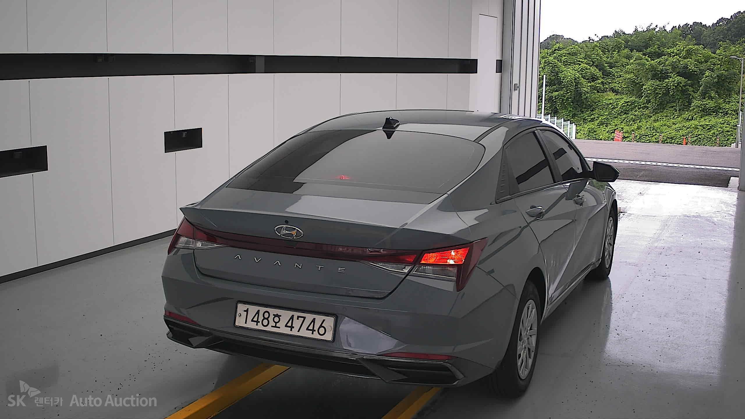 2021 - hyundai avante