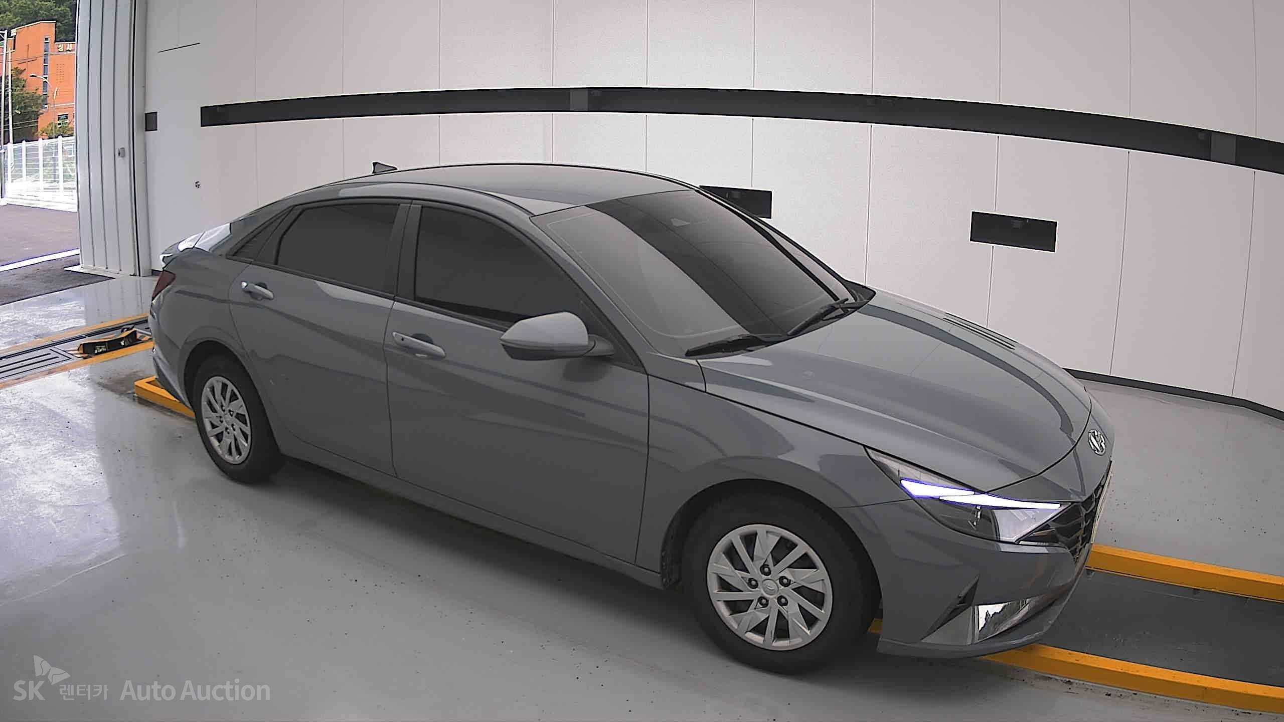 2021 - hyundai avante