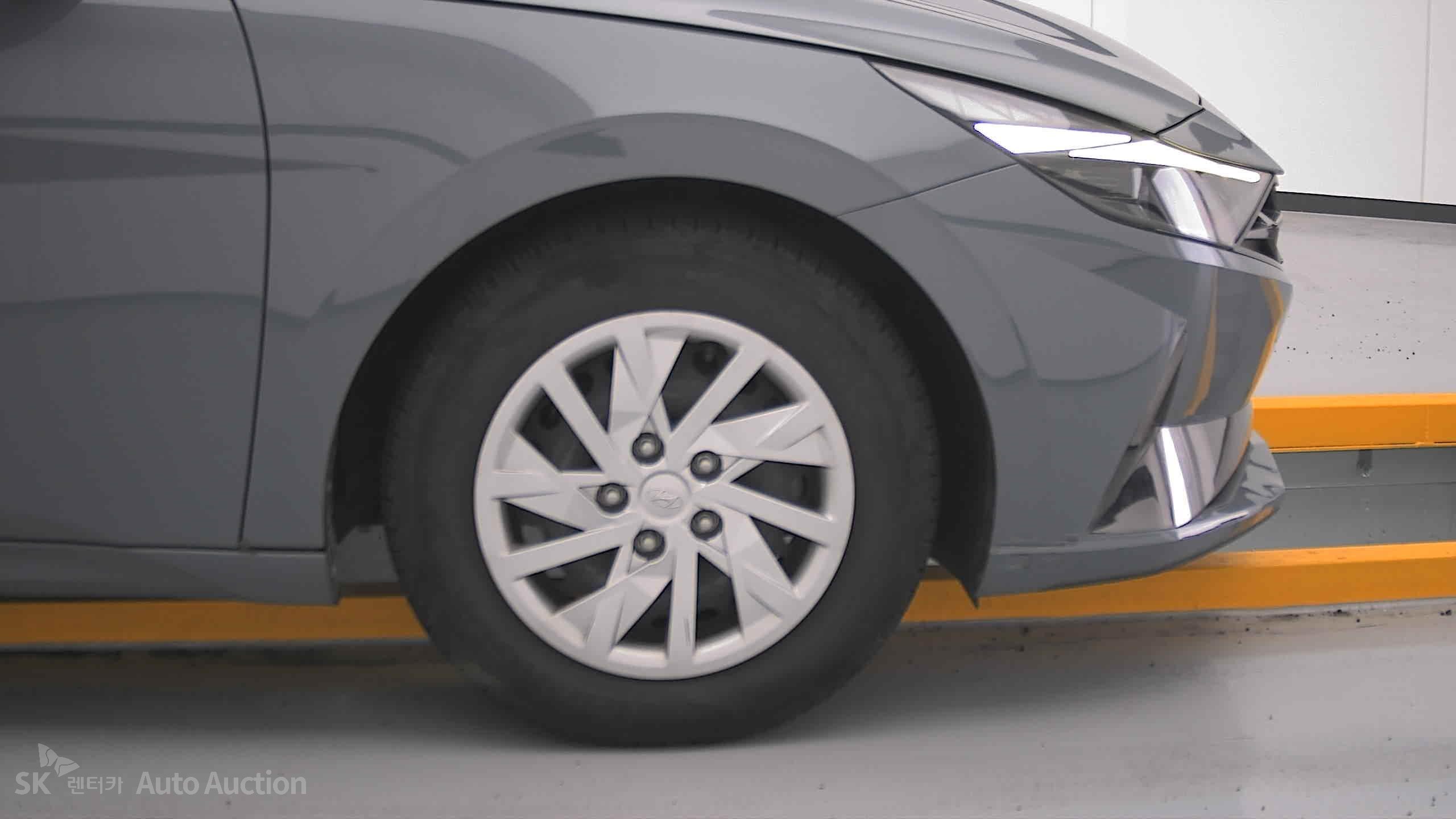 2021 - hyundai avante