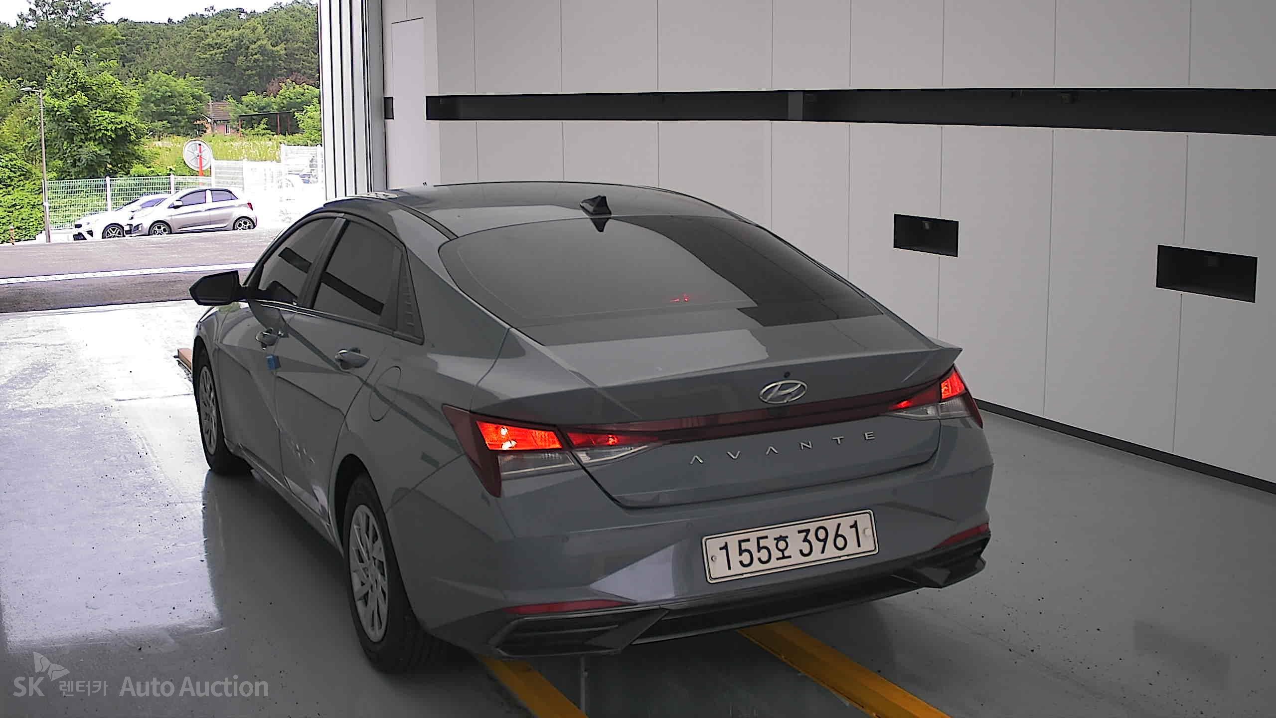 2022 - hyundai avante