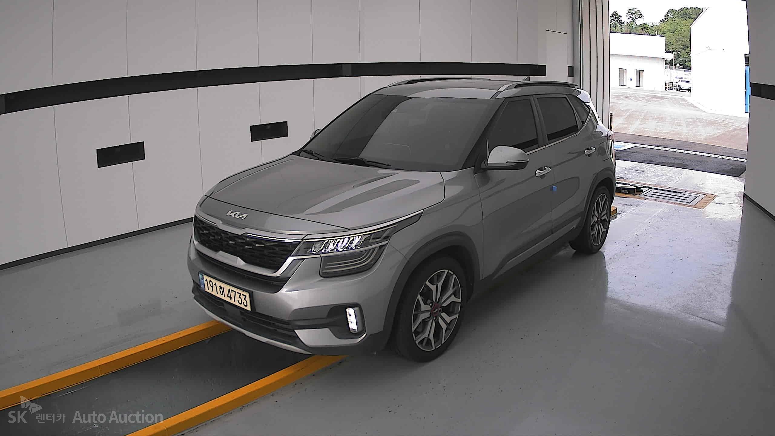 2023 - kia seltos