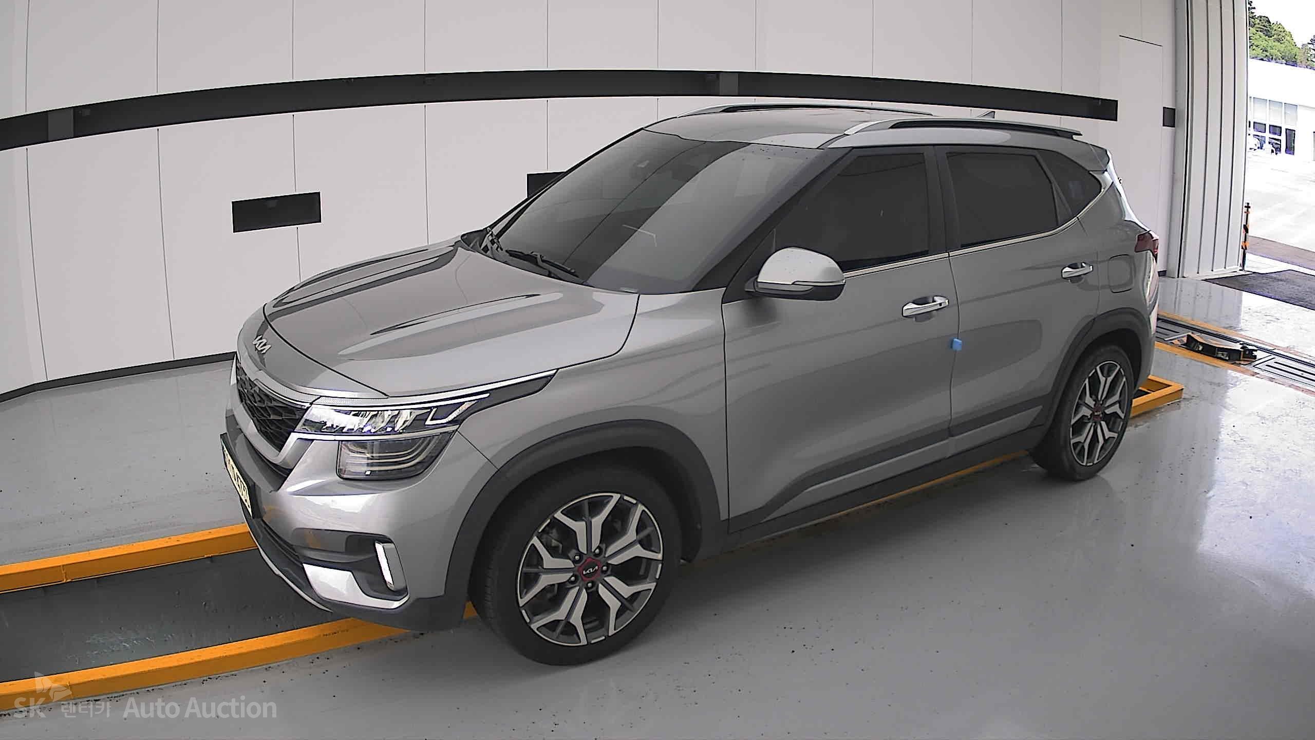 2023 - kia seltos