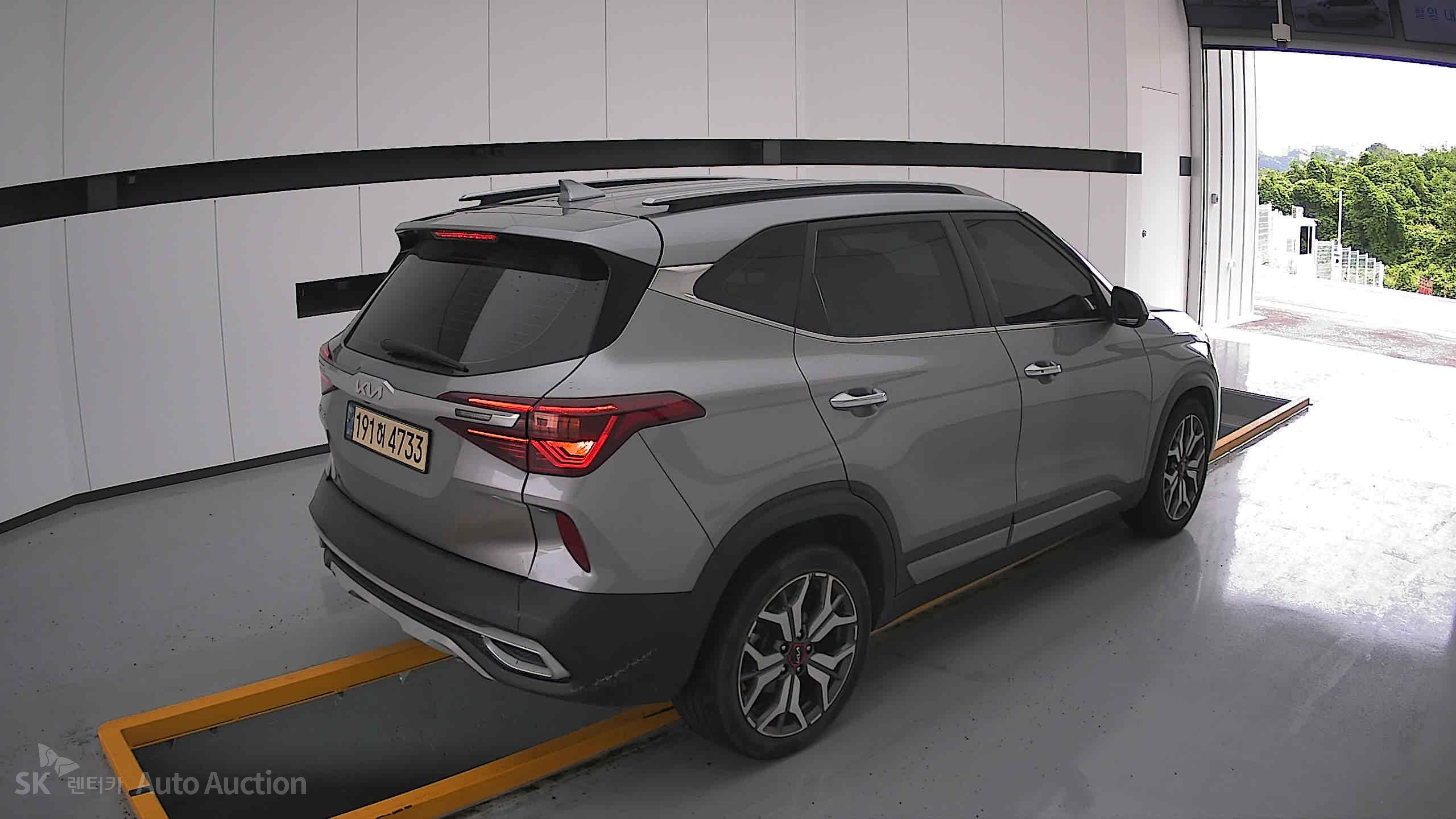 2023 - kia seltos