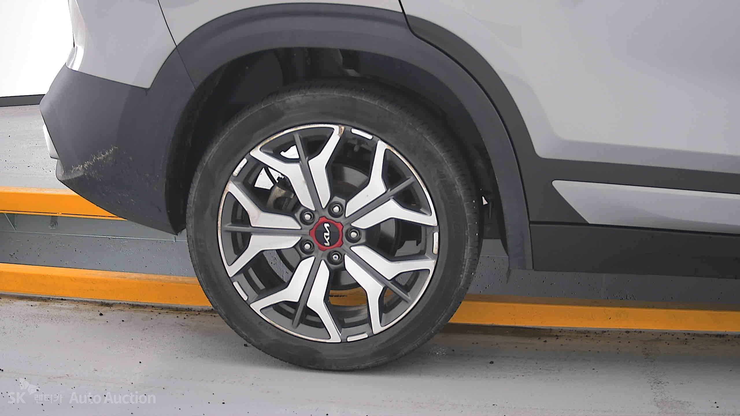 2023 - kia seltos
