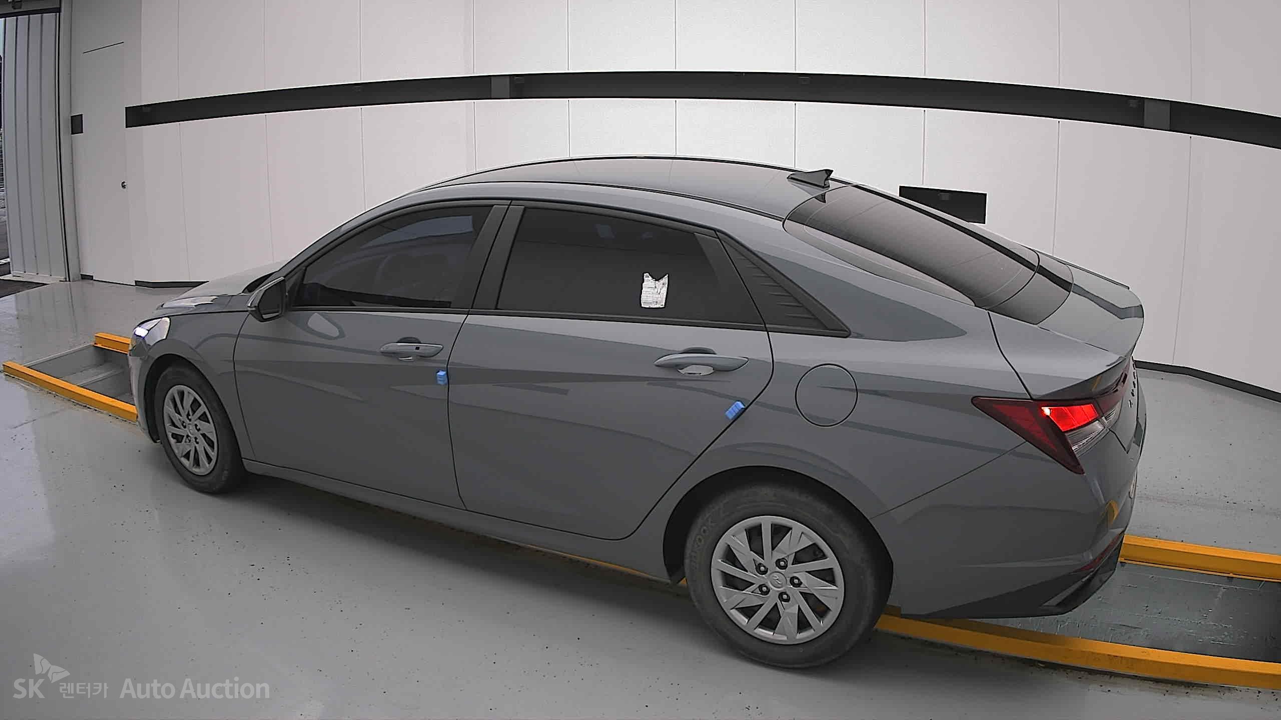 2021 - hyundai avante