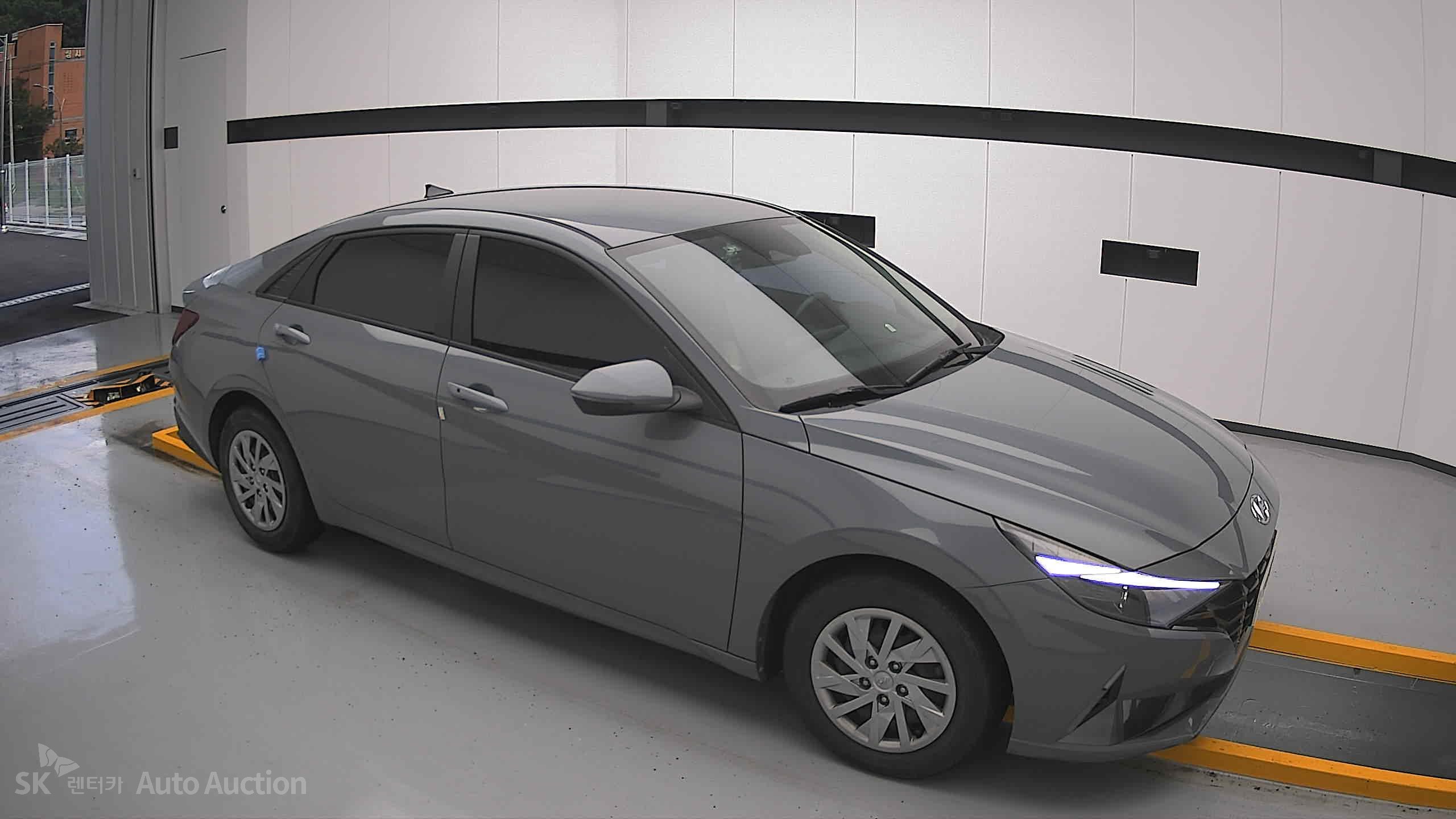 2021 - hyundai avante
