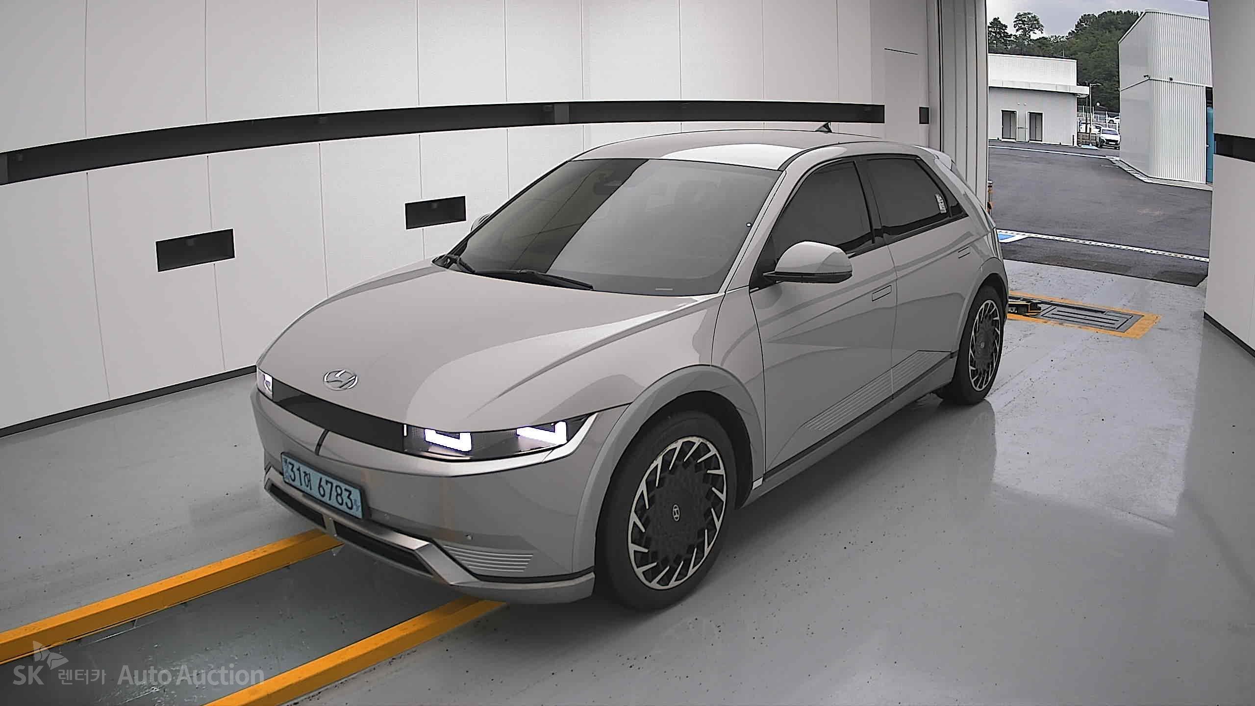 2022 - hyundai ioniq