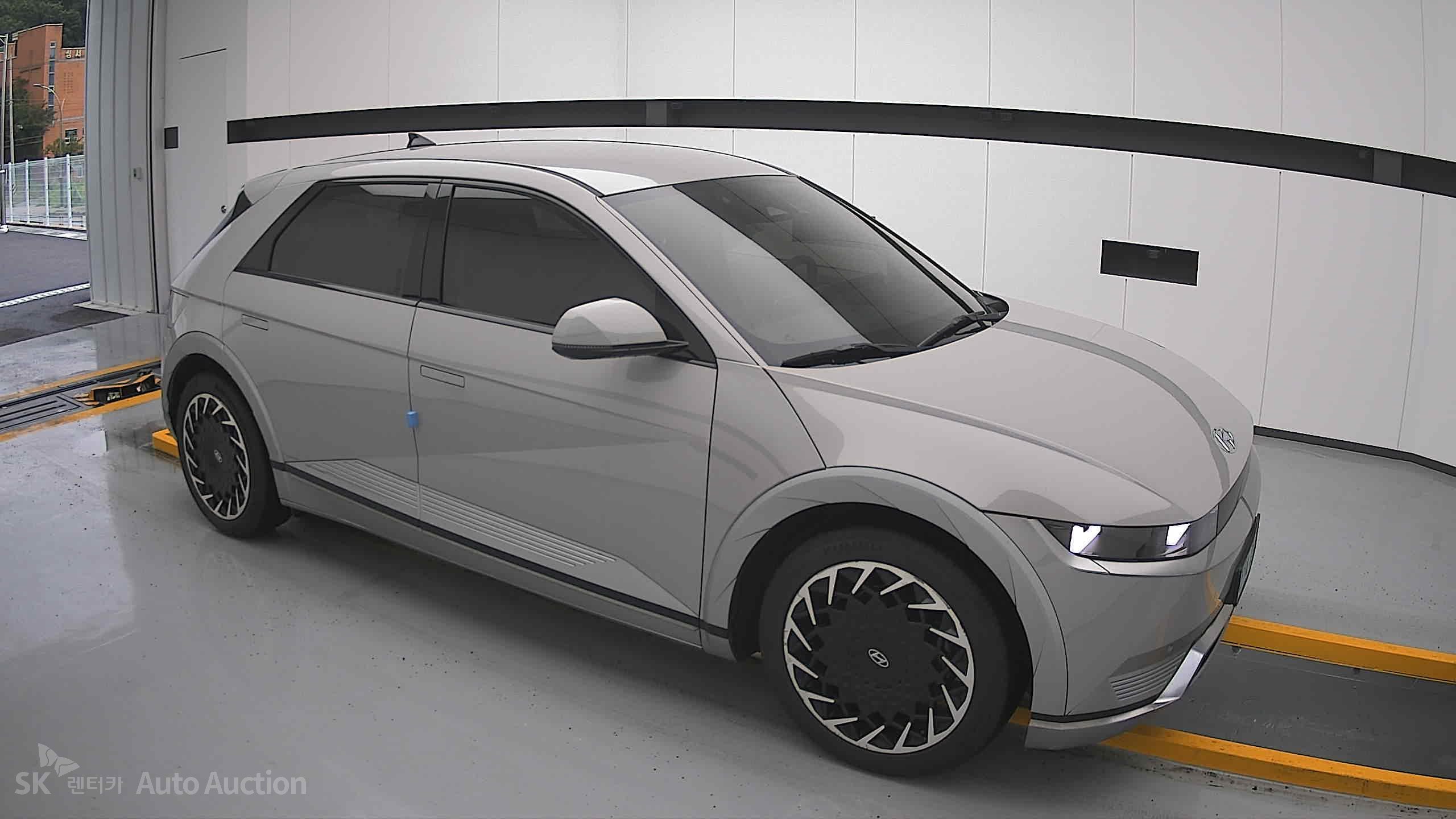 2022 - hyundai ioniq