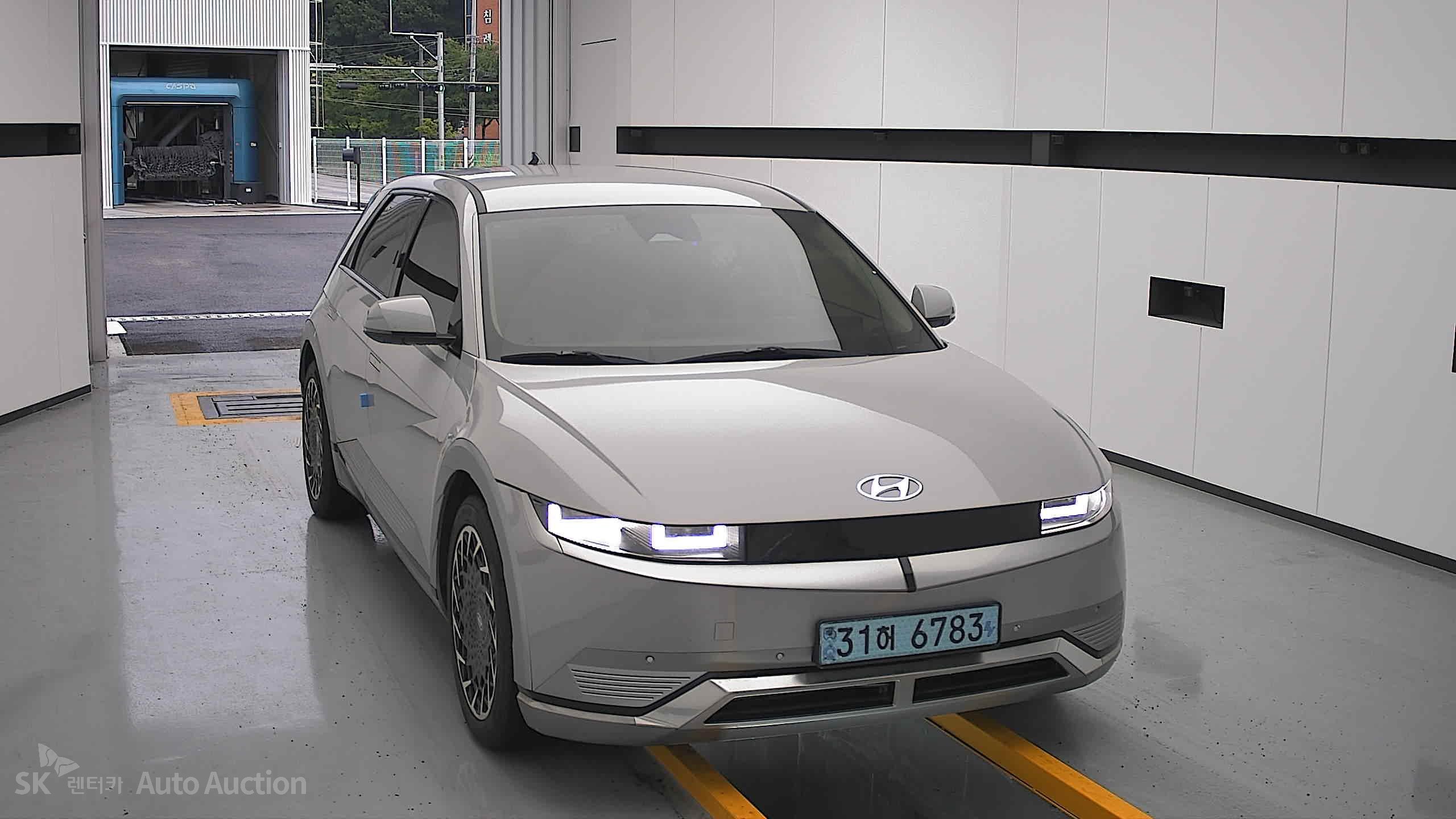 2022 - hyundai ioniq