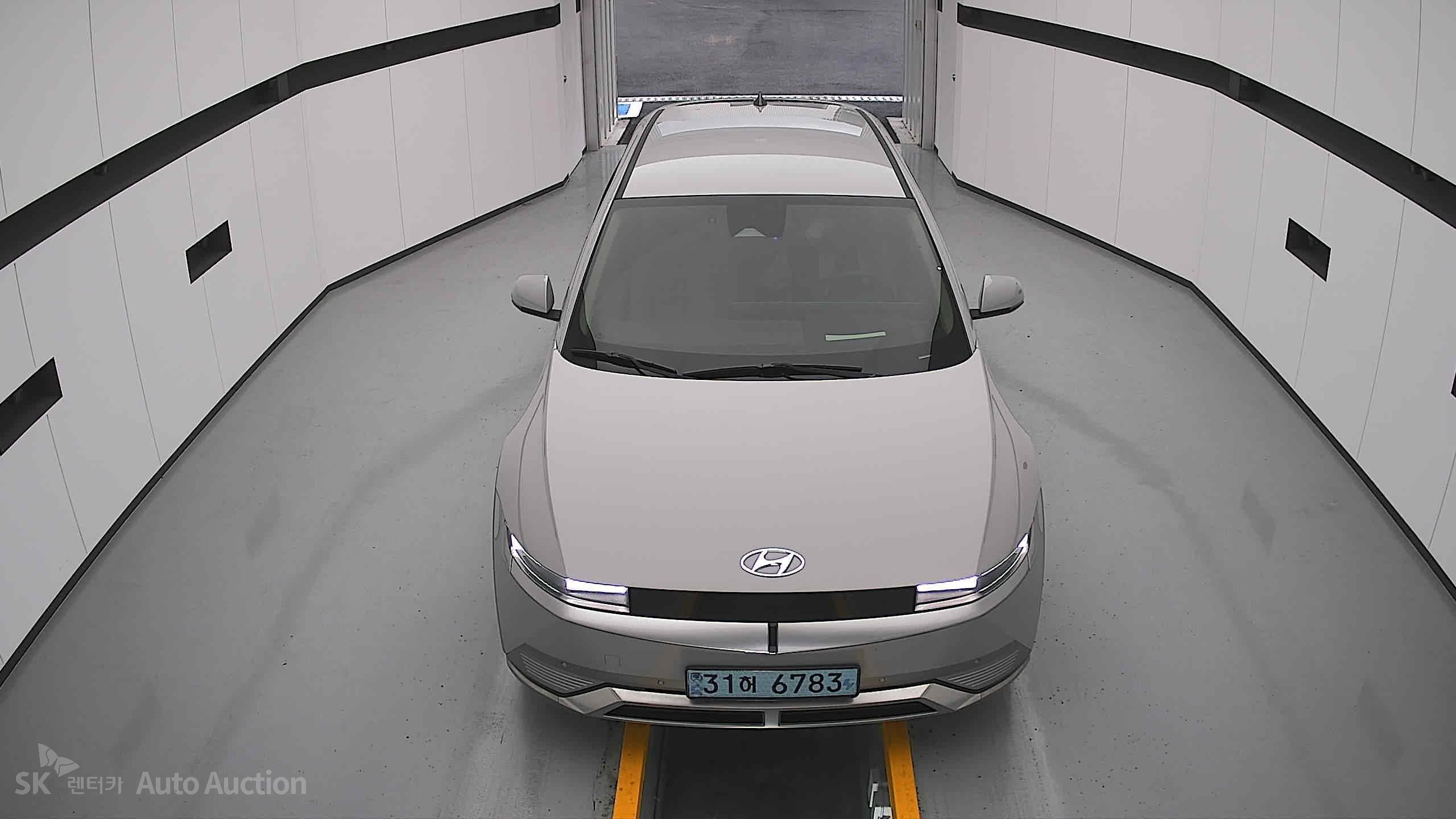2022 - hyundai ioniq
