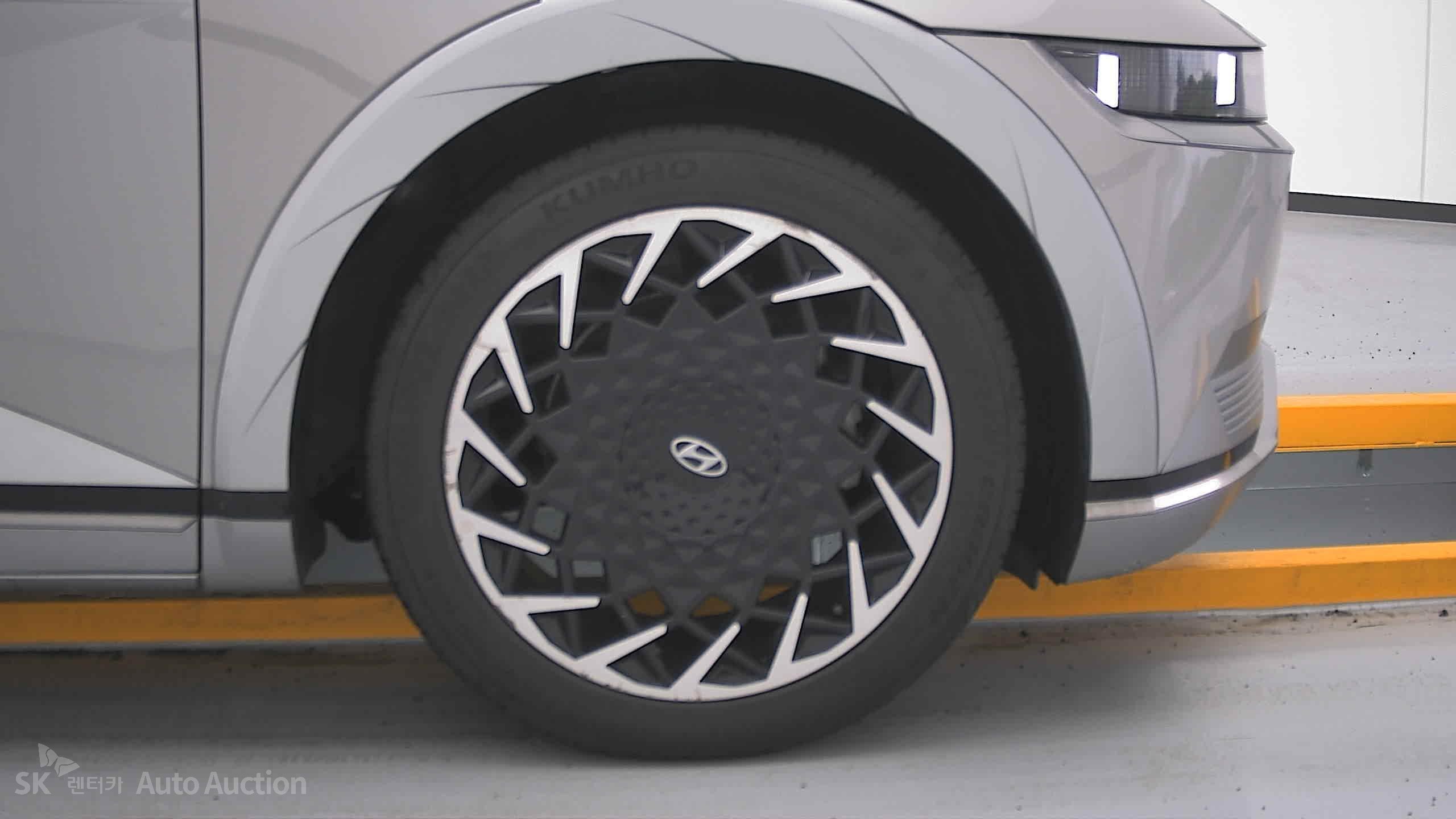 2022 - hyundai ioniq