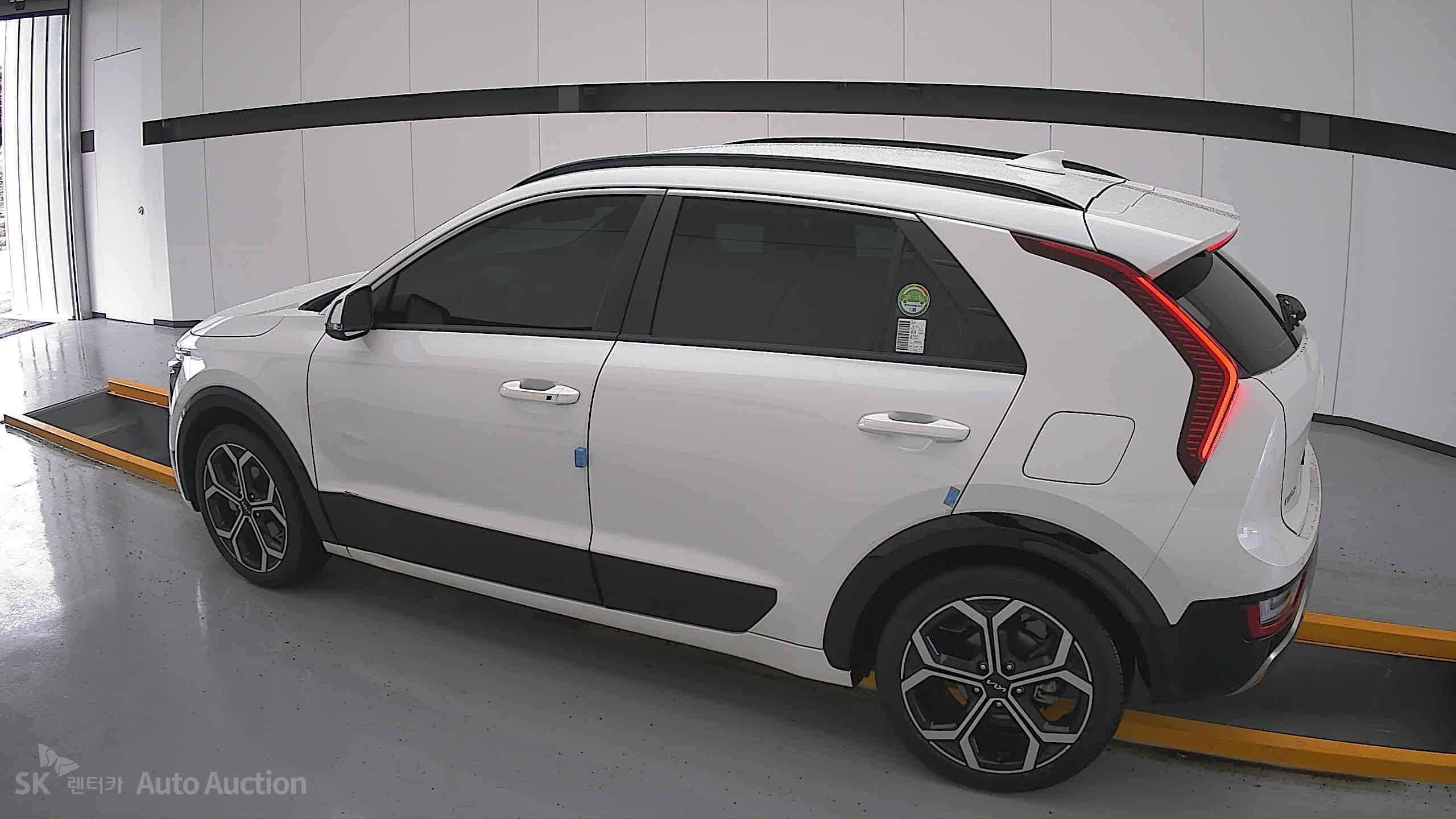 2022 - kia all-new niro