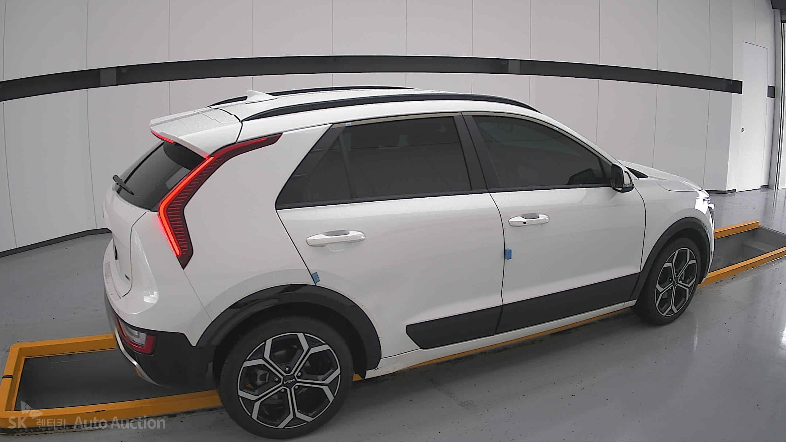 2022 - kia all-new niro