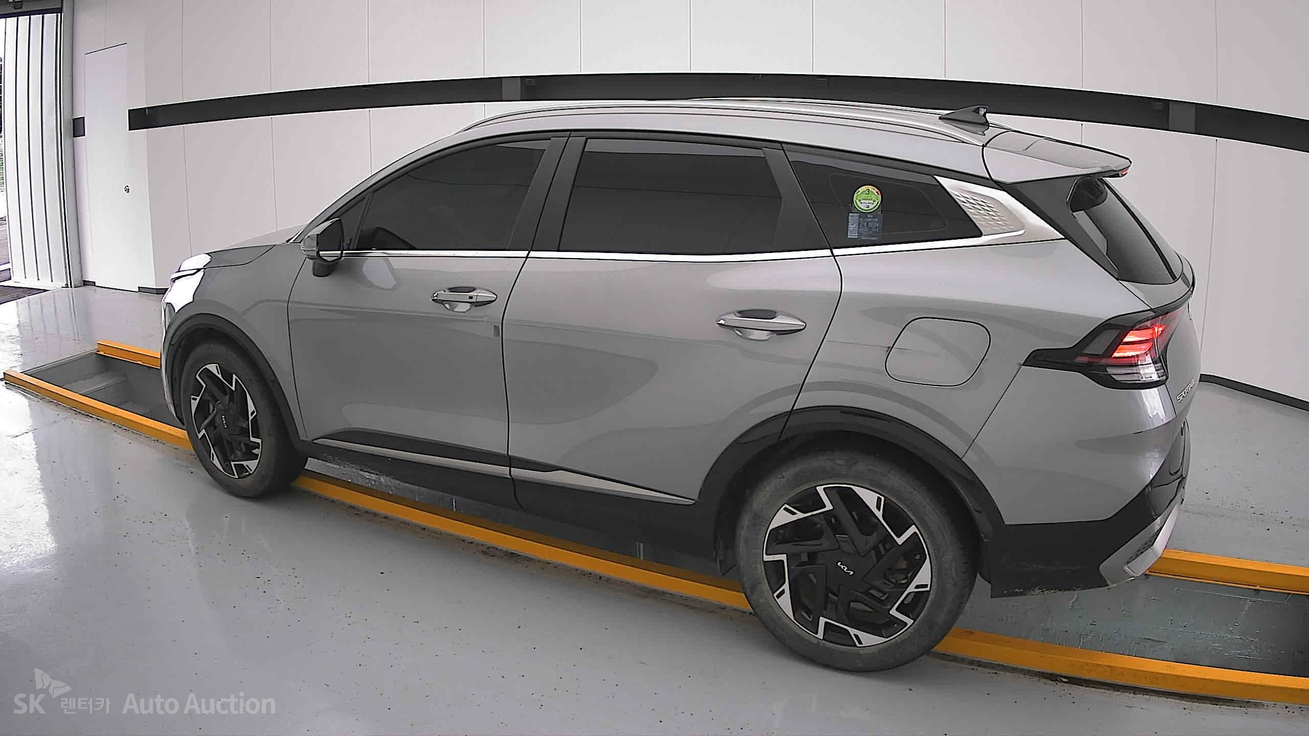 2022 - kia sportage